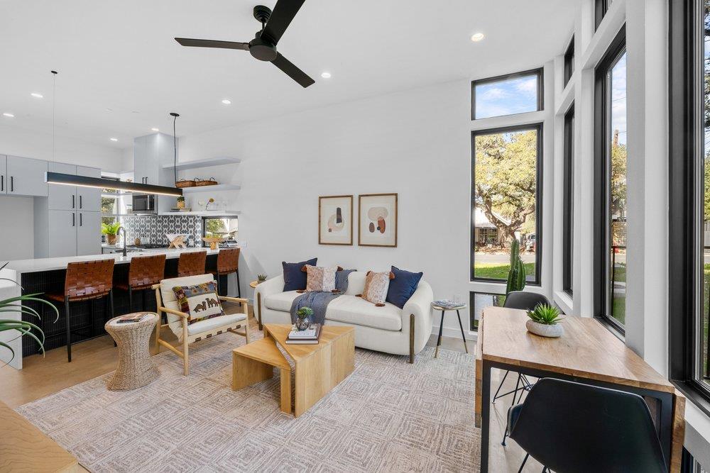 219 Lessin Ln # 10A, Austin, TX 78704