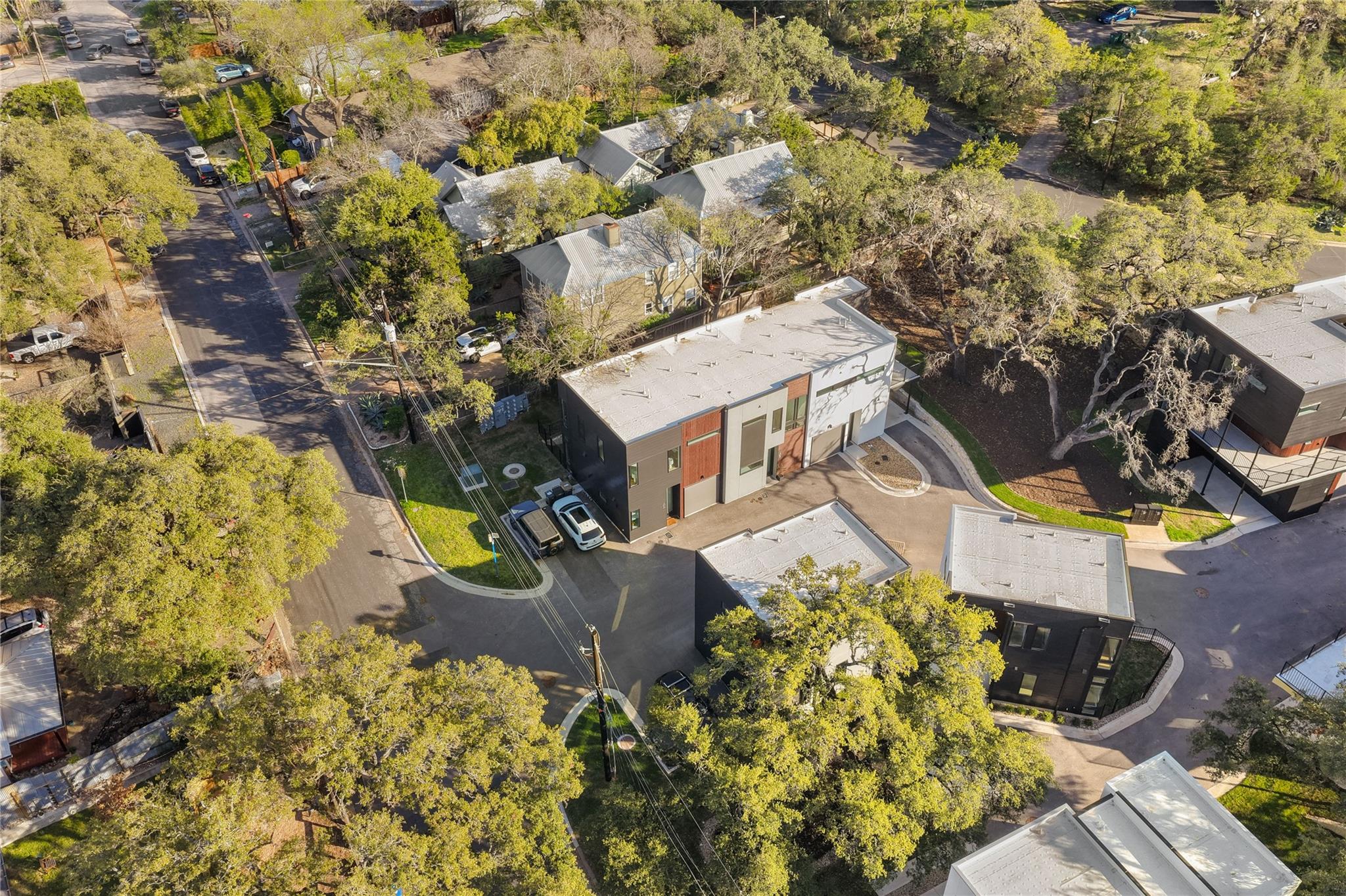 219 Lessin Ln # 10A, Austin, TX 78704