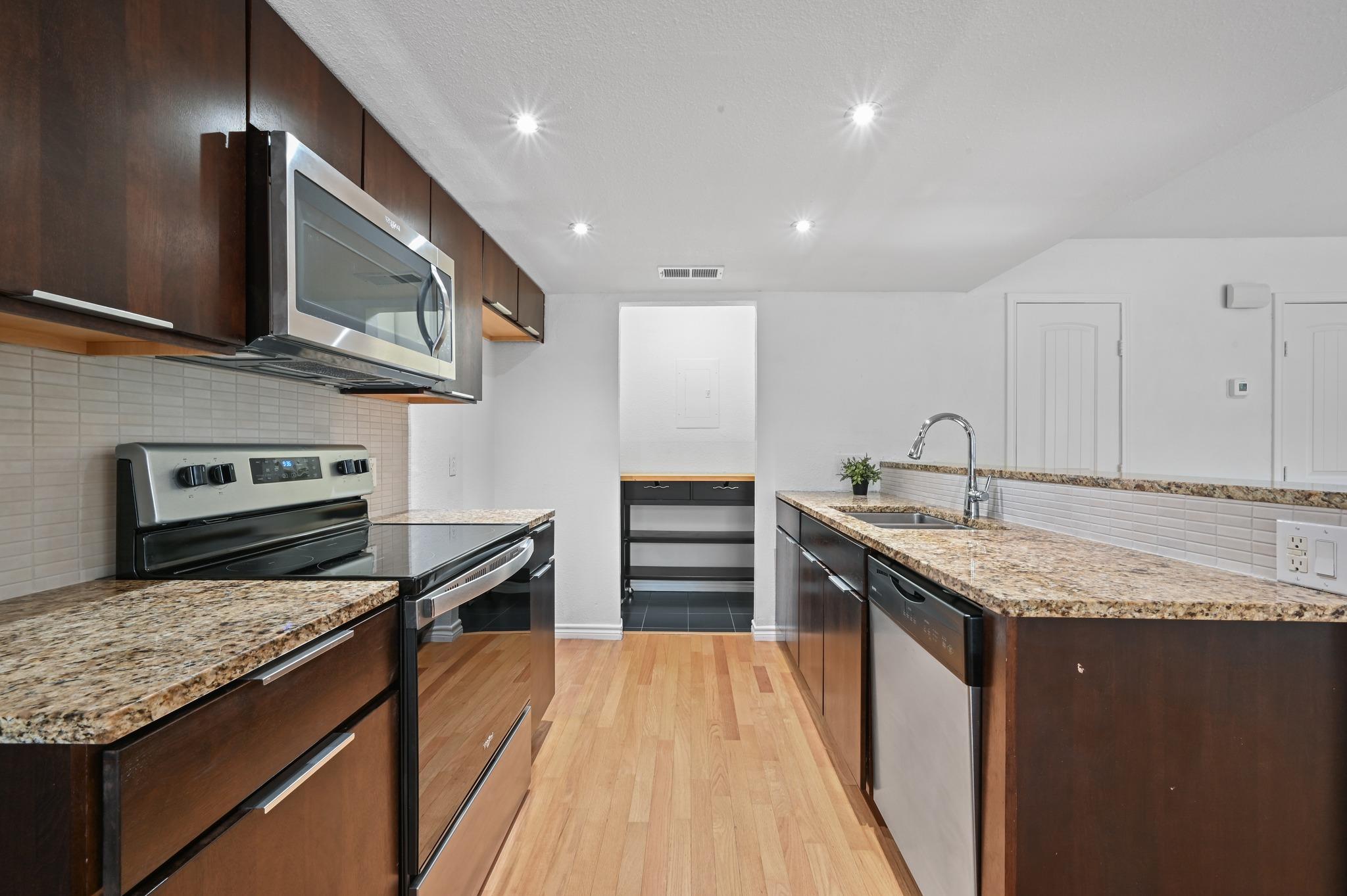 1504 Allen Rd # B, Austin, TX 78746