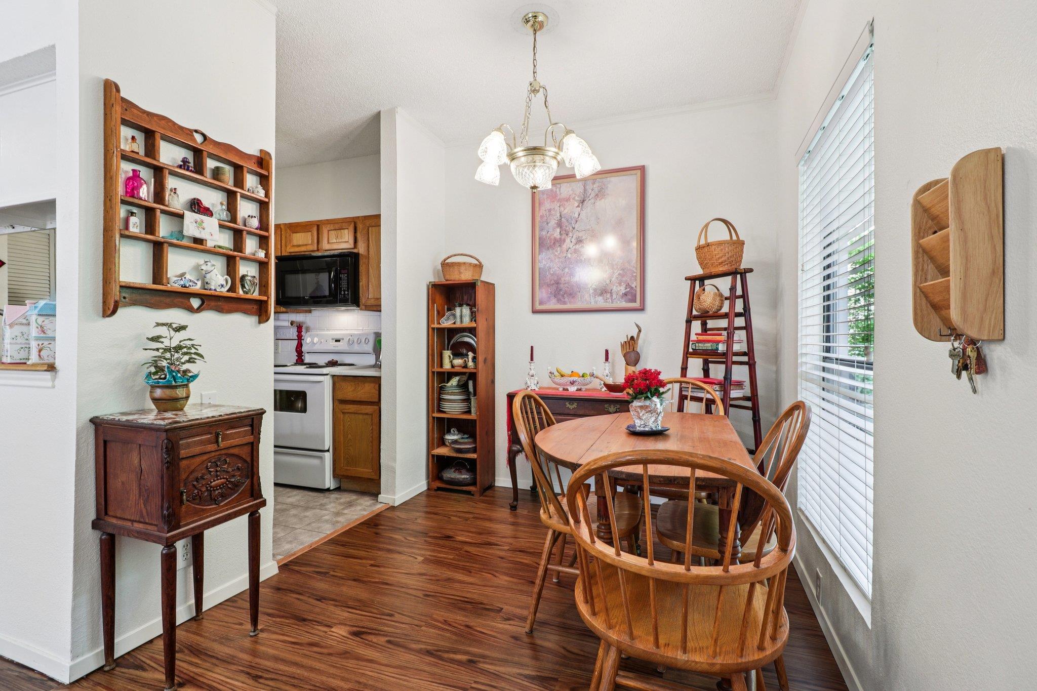 802 S 1st St # 121, Austin, TX 78704