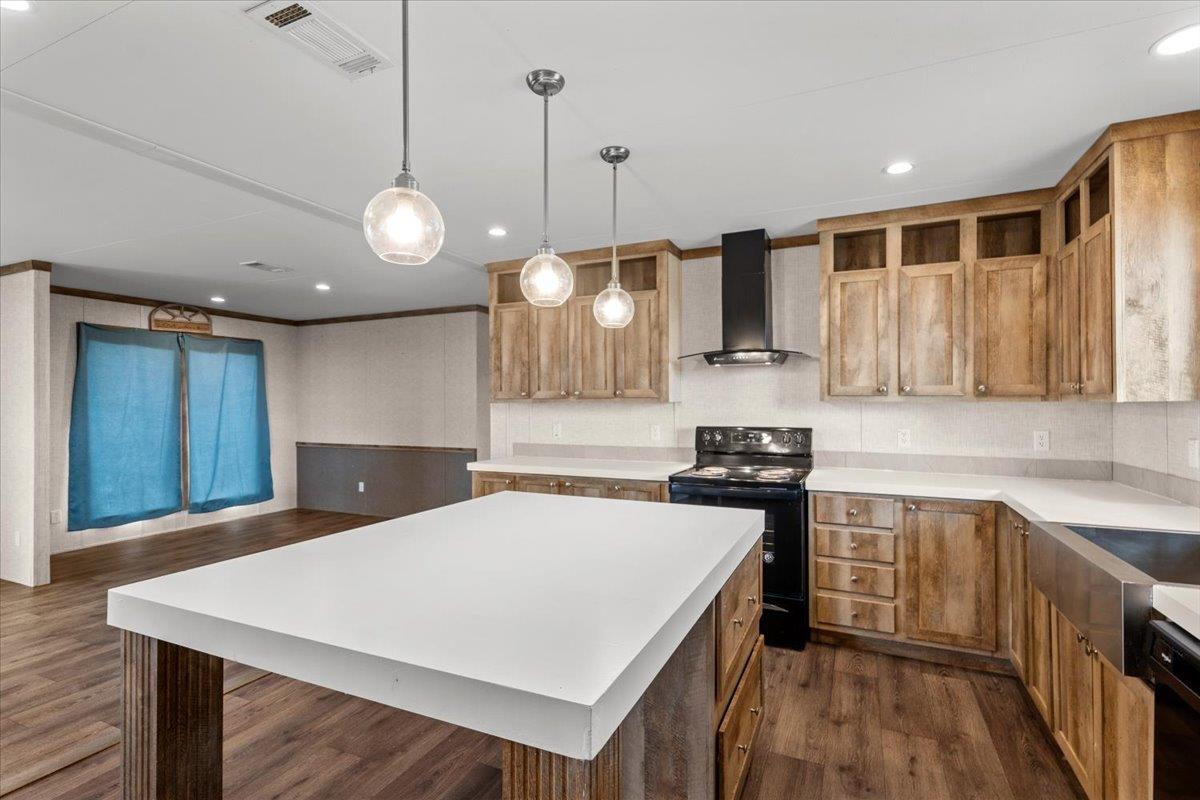 147 Daniel Dr, Bertram, TX 78605