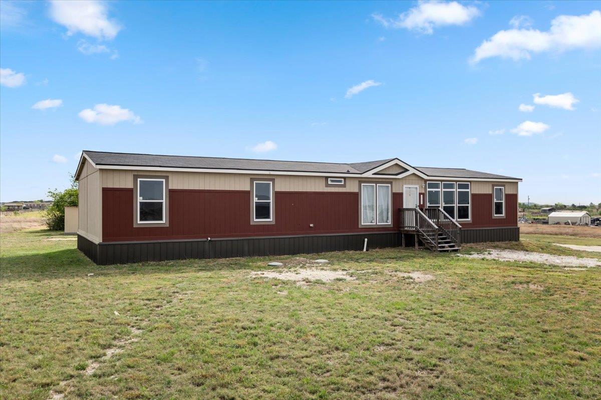 147 Daniel Dr, Bertram, TX 78605