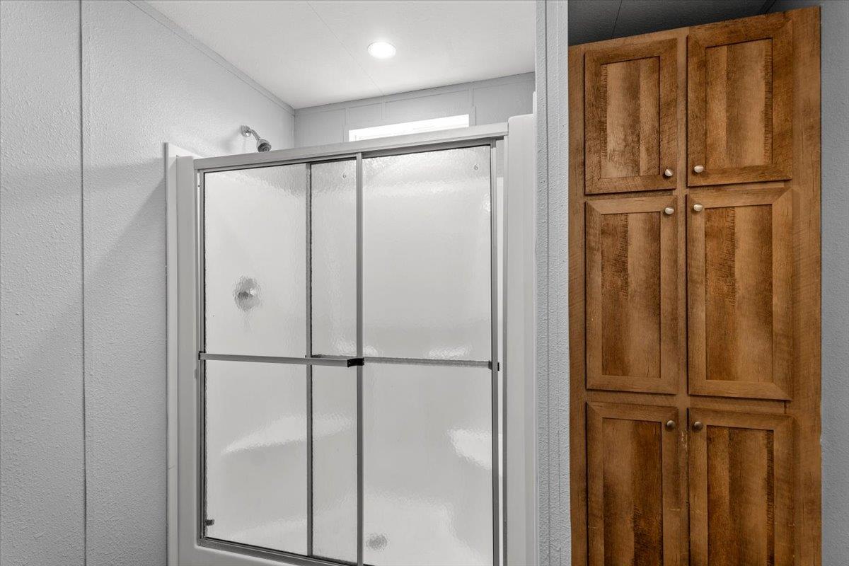 147 Daniel Dr, Bertram, TX 78605