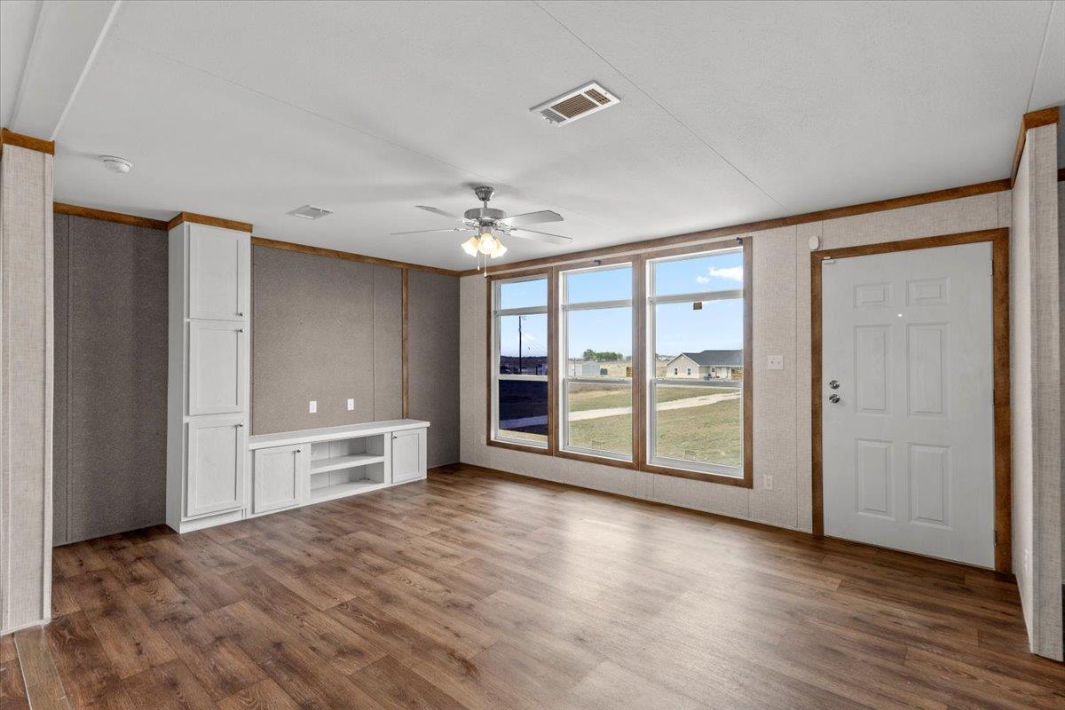 147 Daniel Dr, Bertram, TX 78605