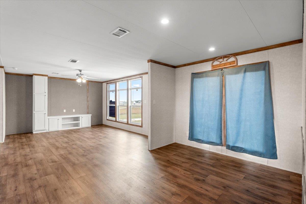 147 Daniel Dr, Bertram, TX 78605