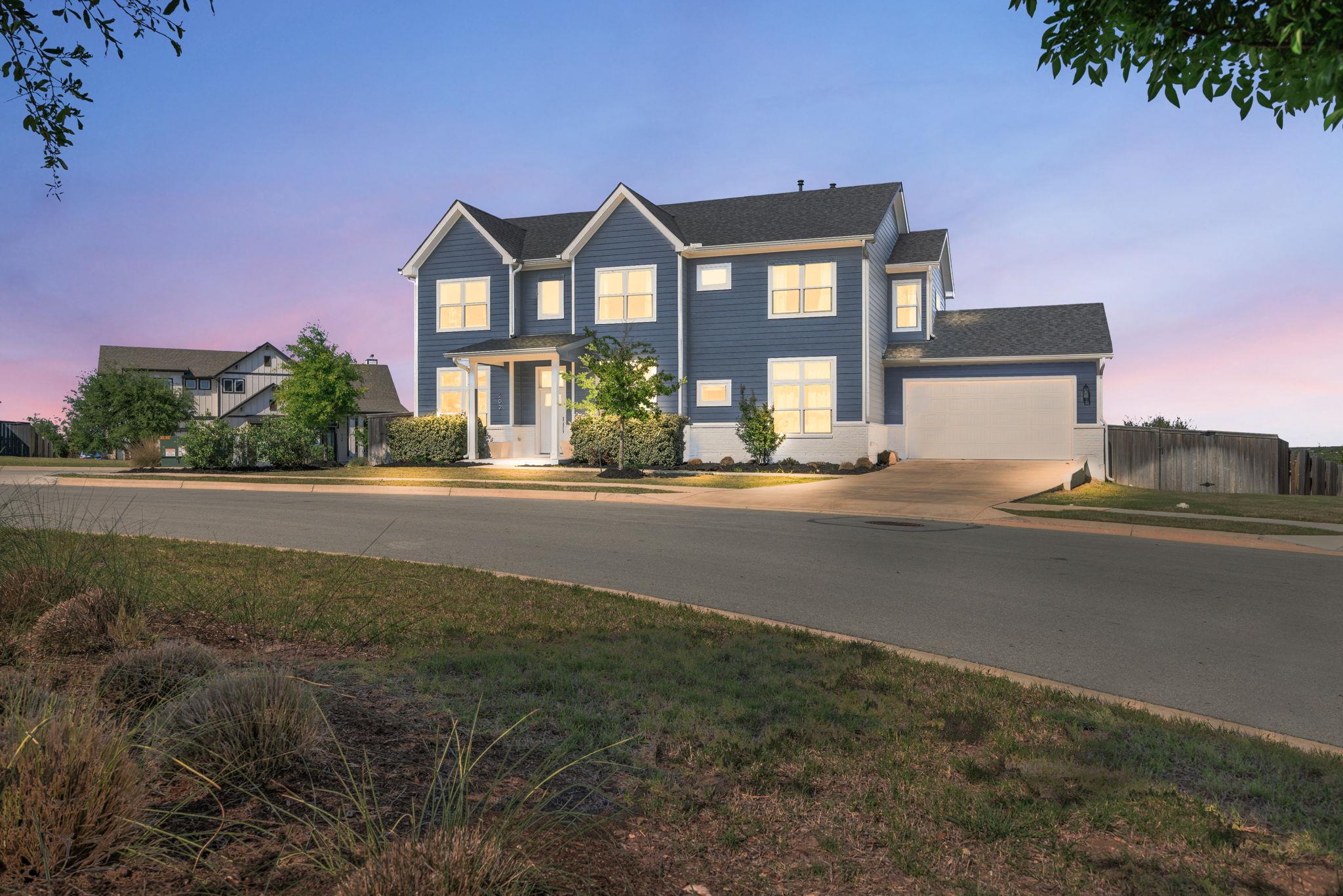 202 Smoke Tree Cir, Dripping Springs, TX 78620