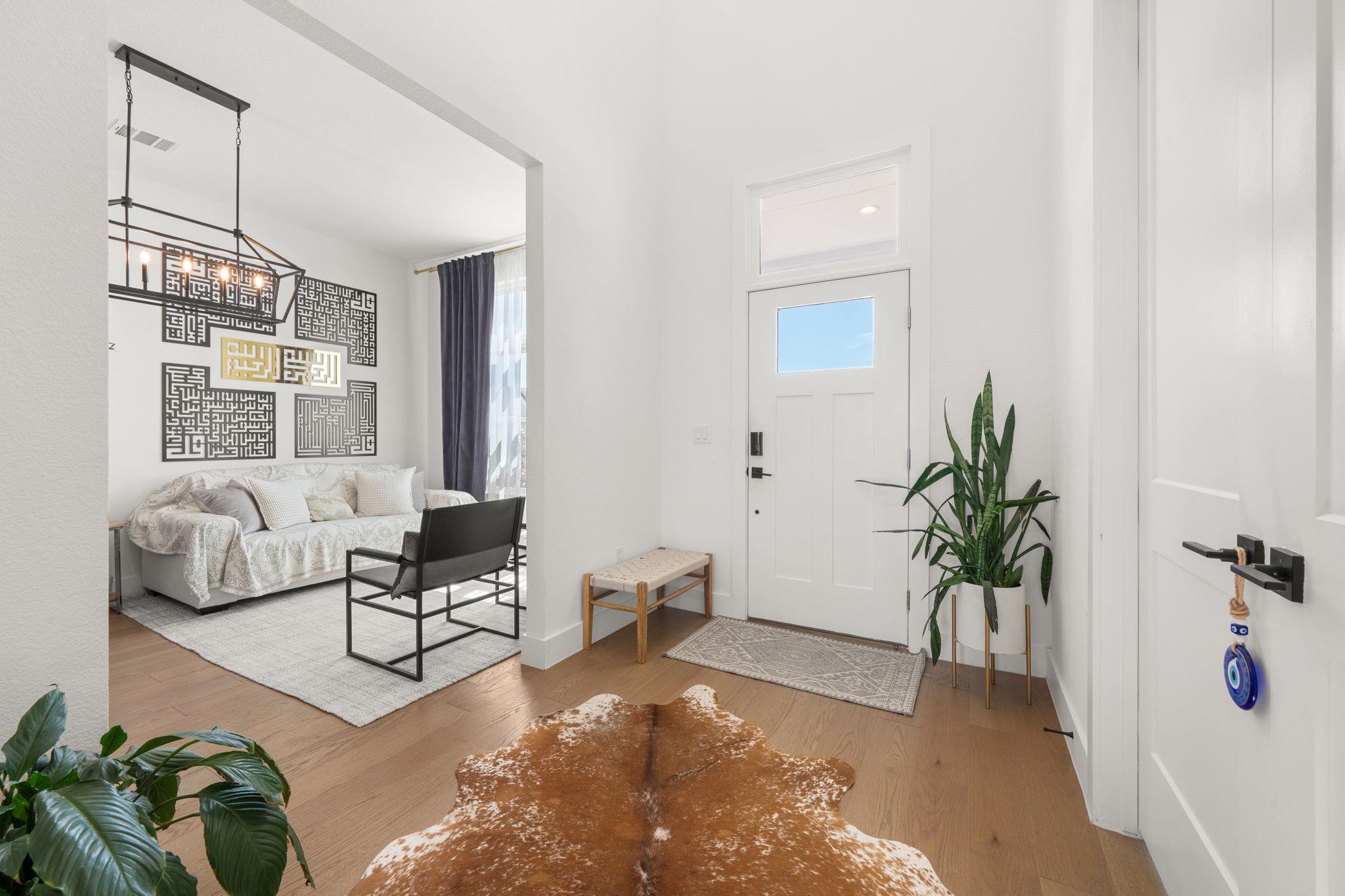 202 Smoke Tree Cir, Dripping Springs, TX 78620