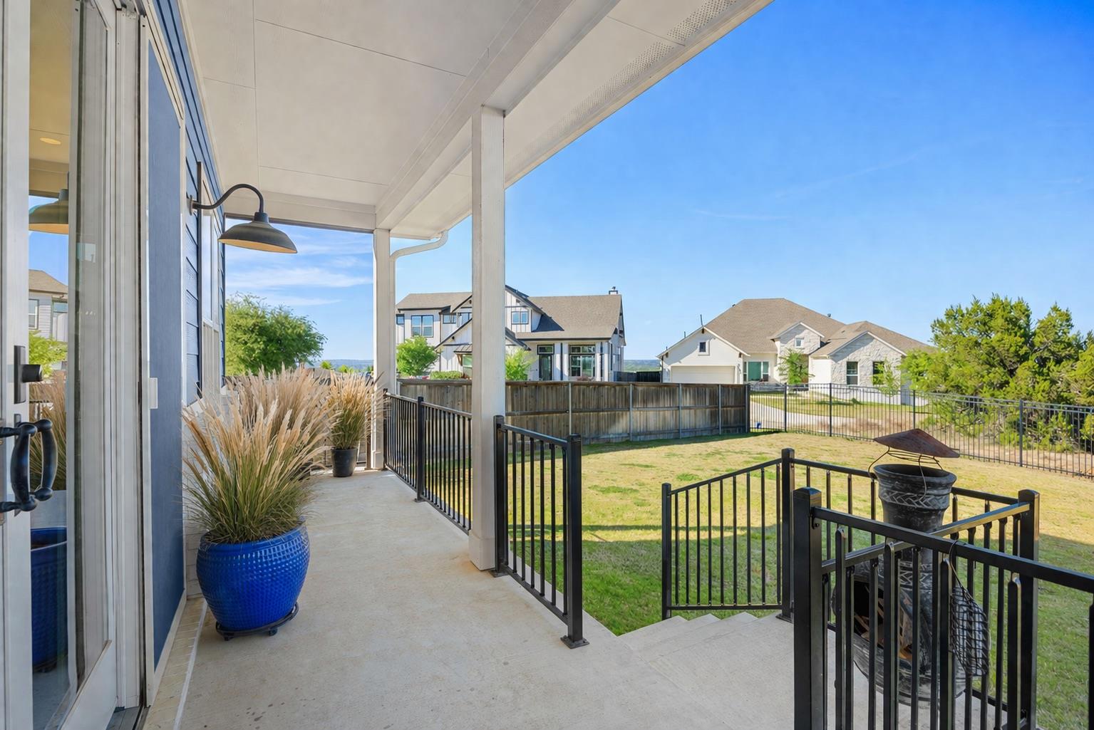 202 Smoke Tree Cir, Dripping Springs, TX 78620