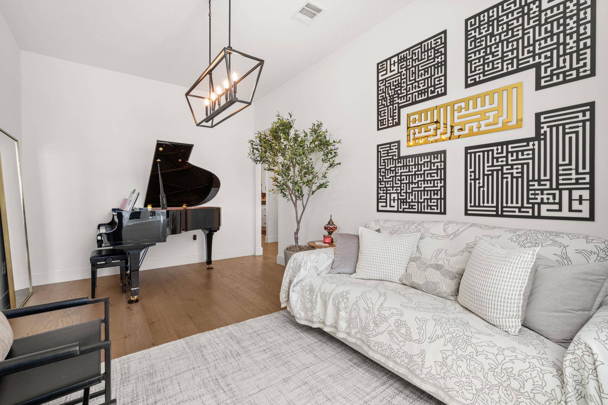 202 Smoke Tree Cir, Dripping Springs, TX 78620