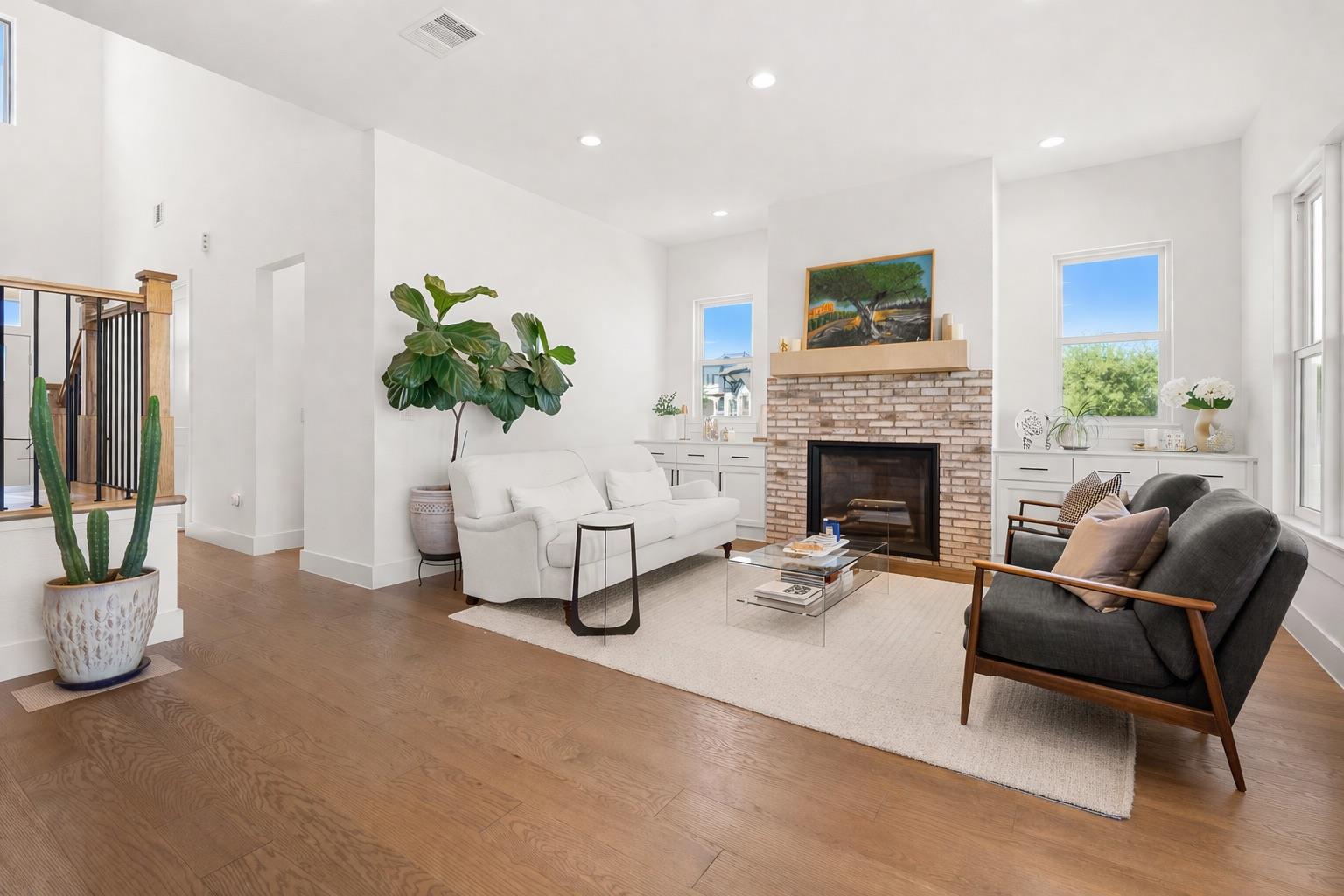 202 Smoke Tree Cir, Dripping Springs, TX 78620