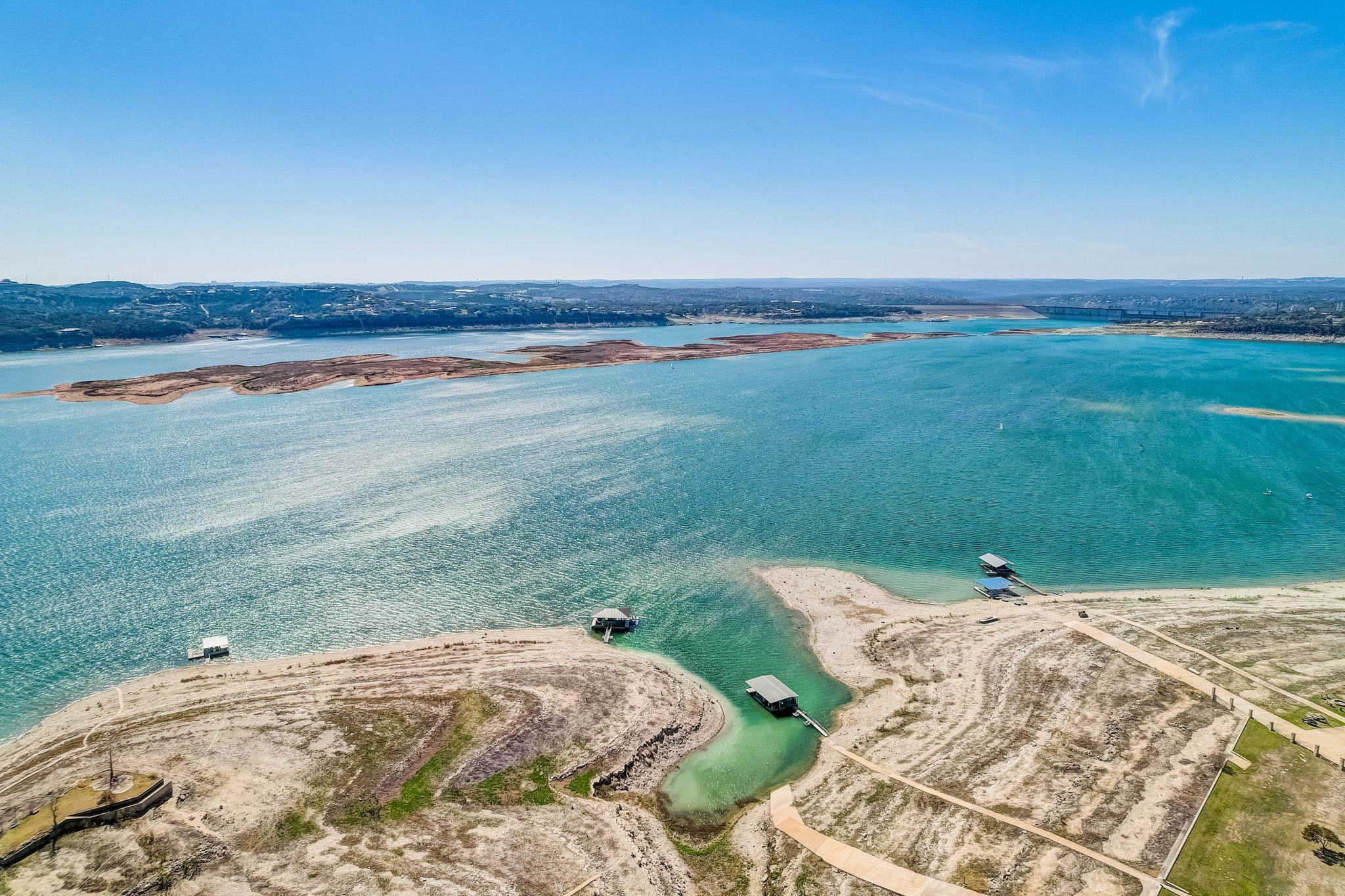 14000 & 14002 Skyline Dr, Austin, TX 78732