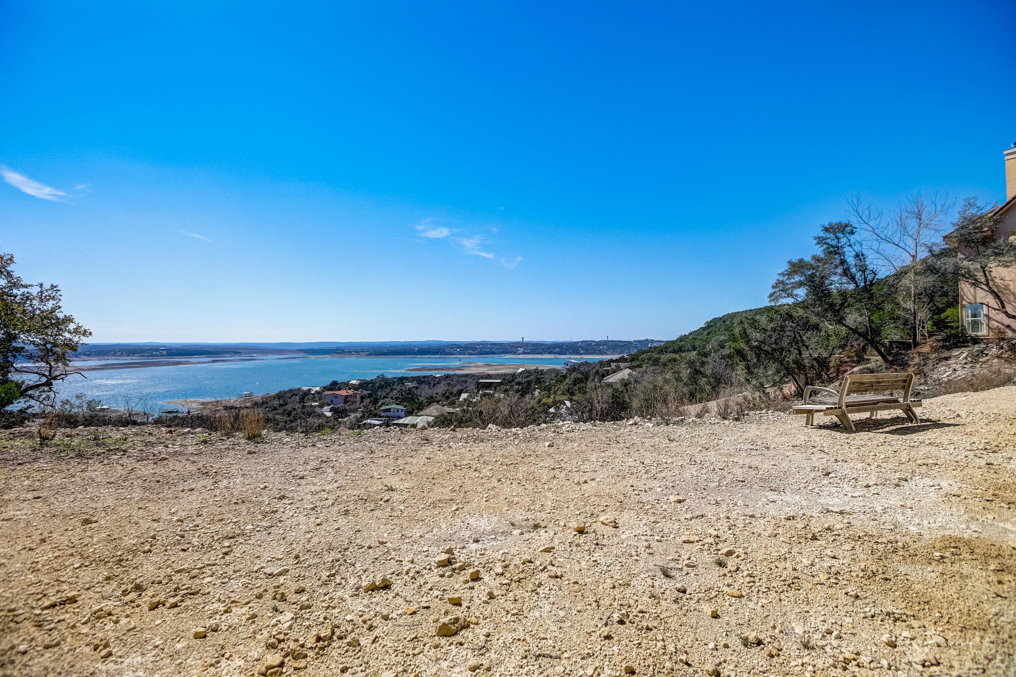 14000 & 14002 Skyline Dr, Austin, TX 78732