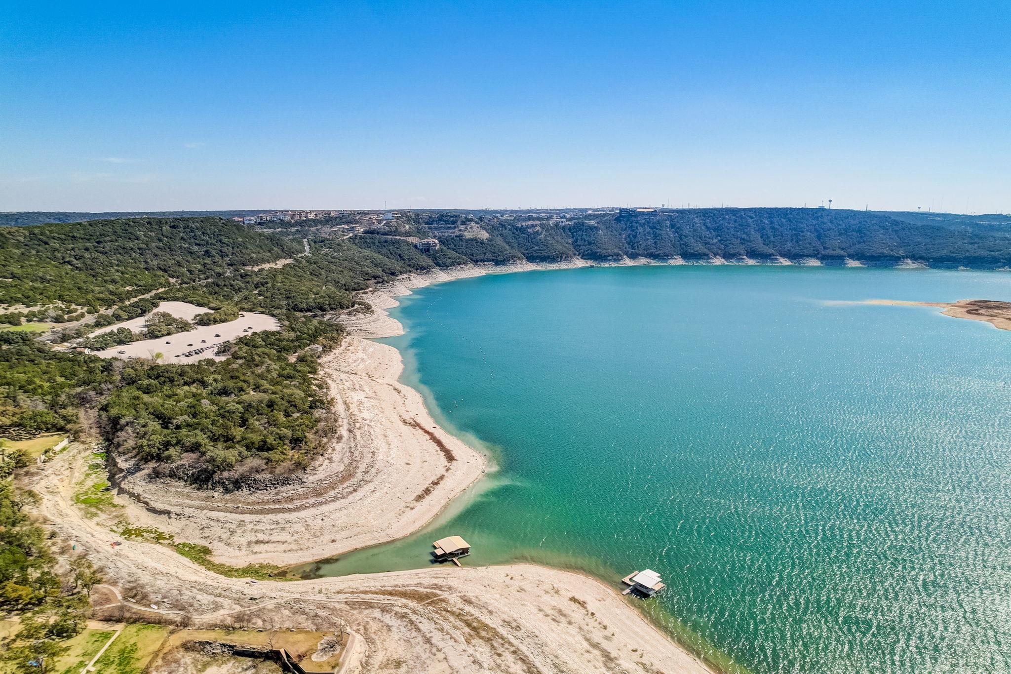 14000 & 14002 Skyline Dr, Austin, TX 78732