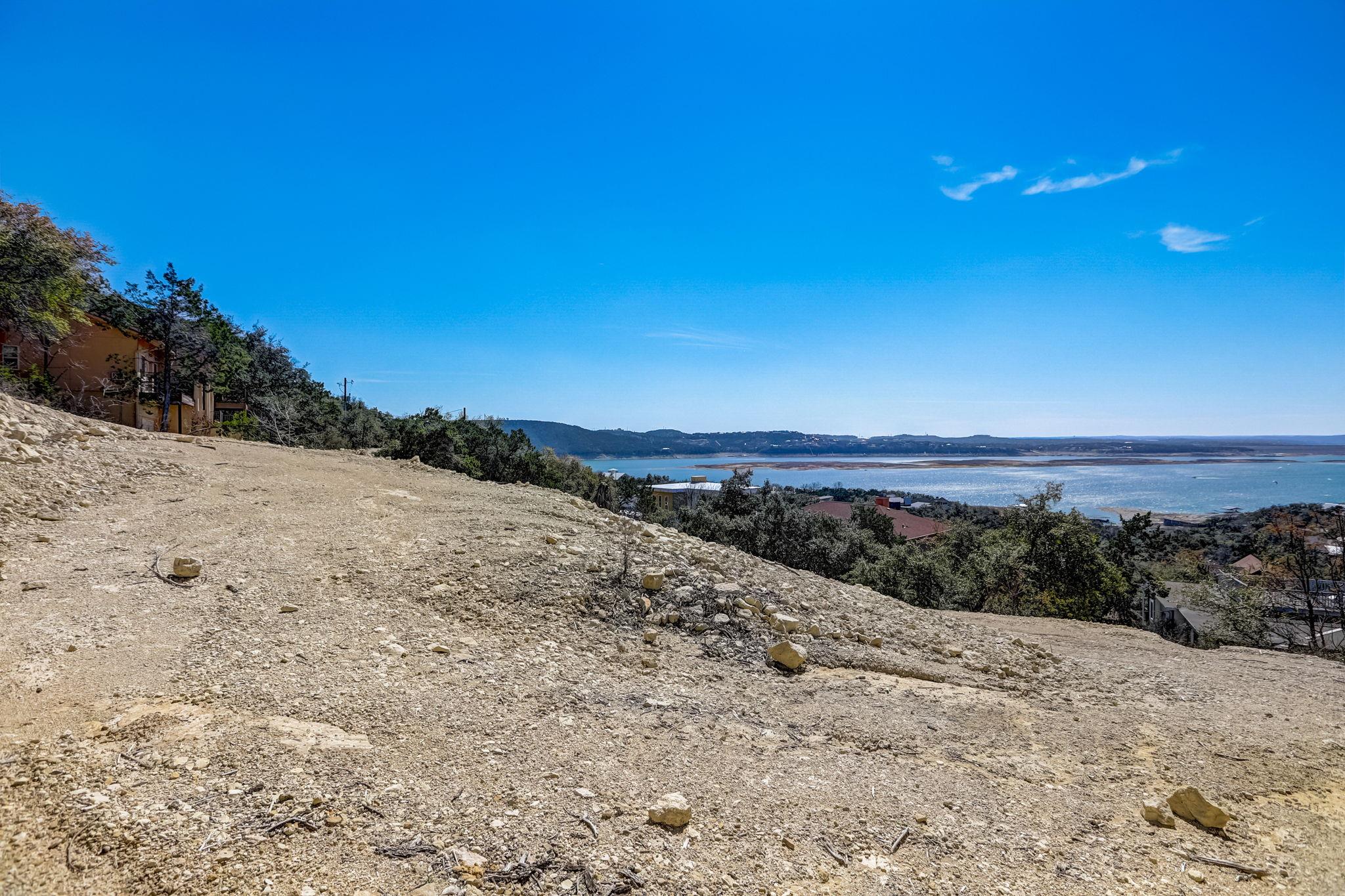 14000 & 14002 Skyline Dr, Austin, TX 78732