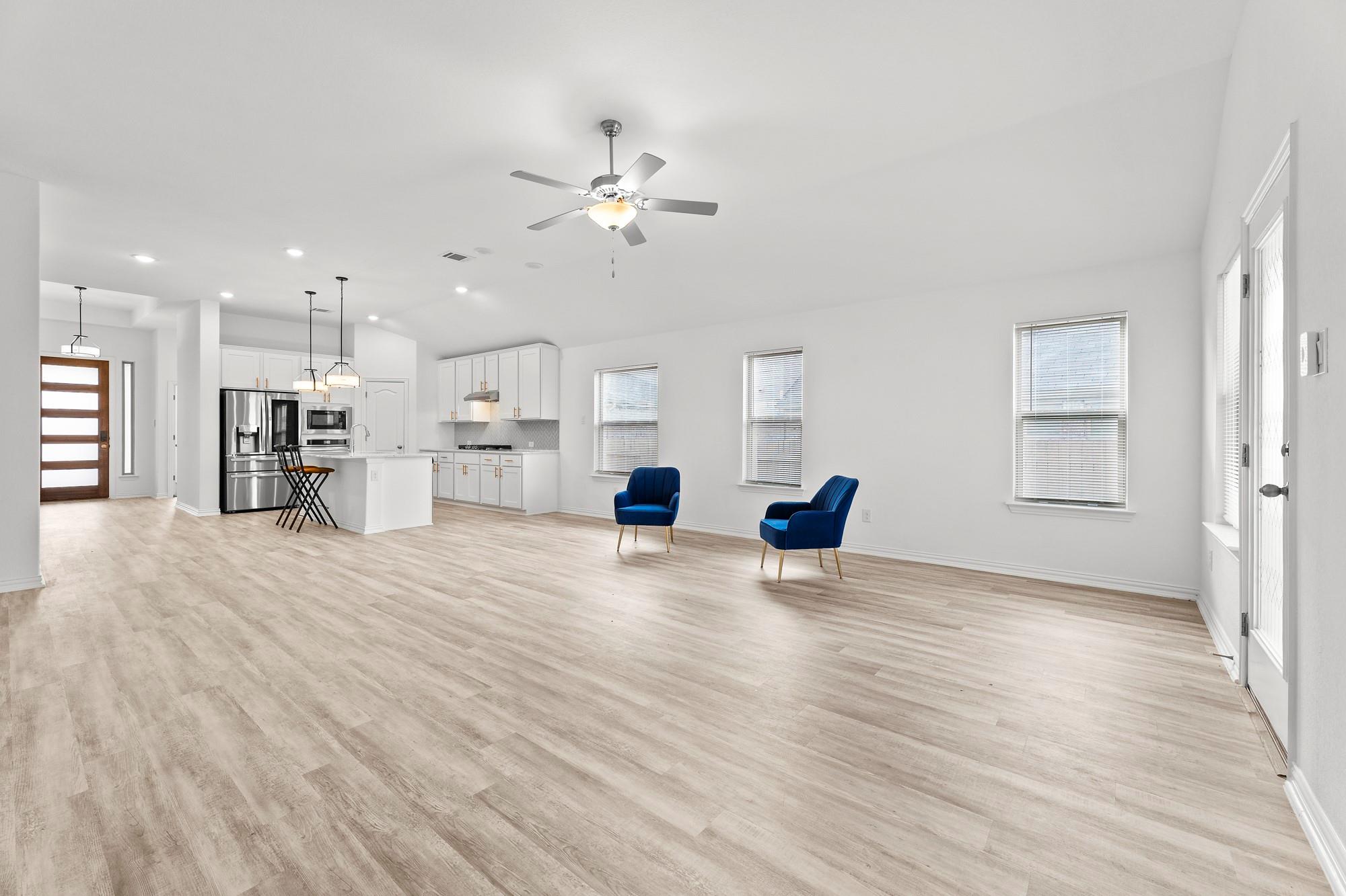 489 Cherrystone Loop, Buda, TX 78610