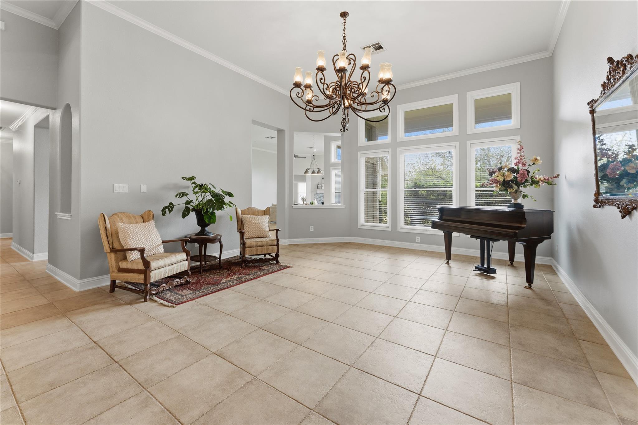 220 Mallet Ct, Austin, TX 78737