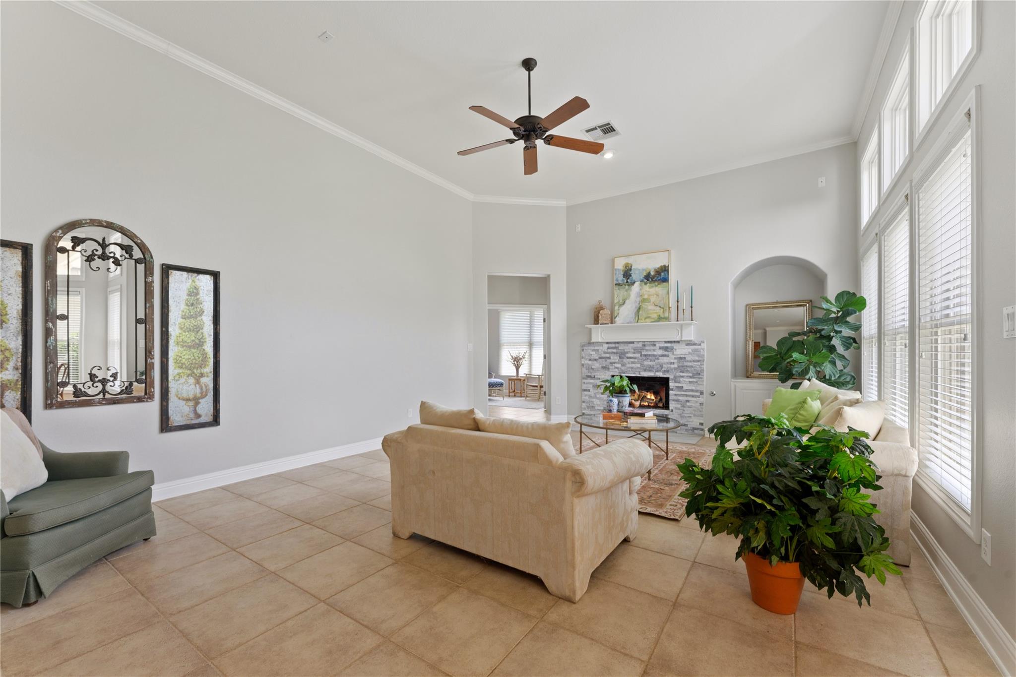 220 Mallet Ct, Austin, TX 78737