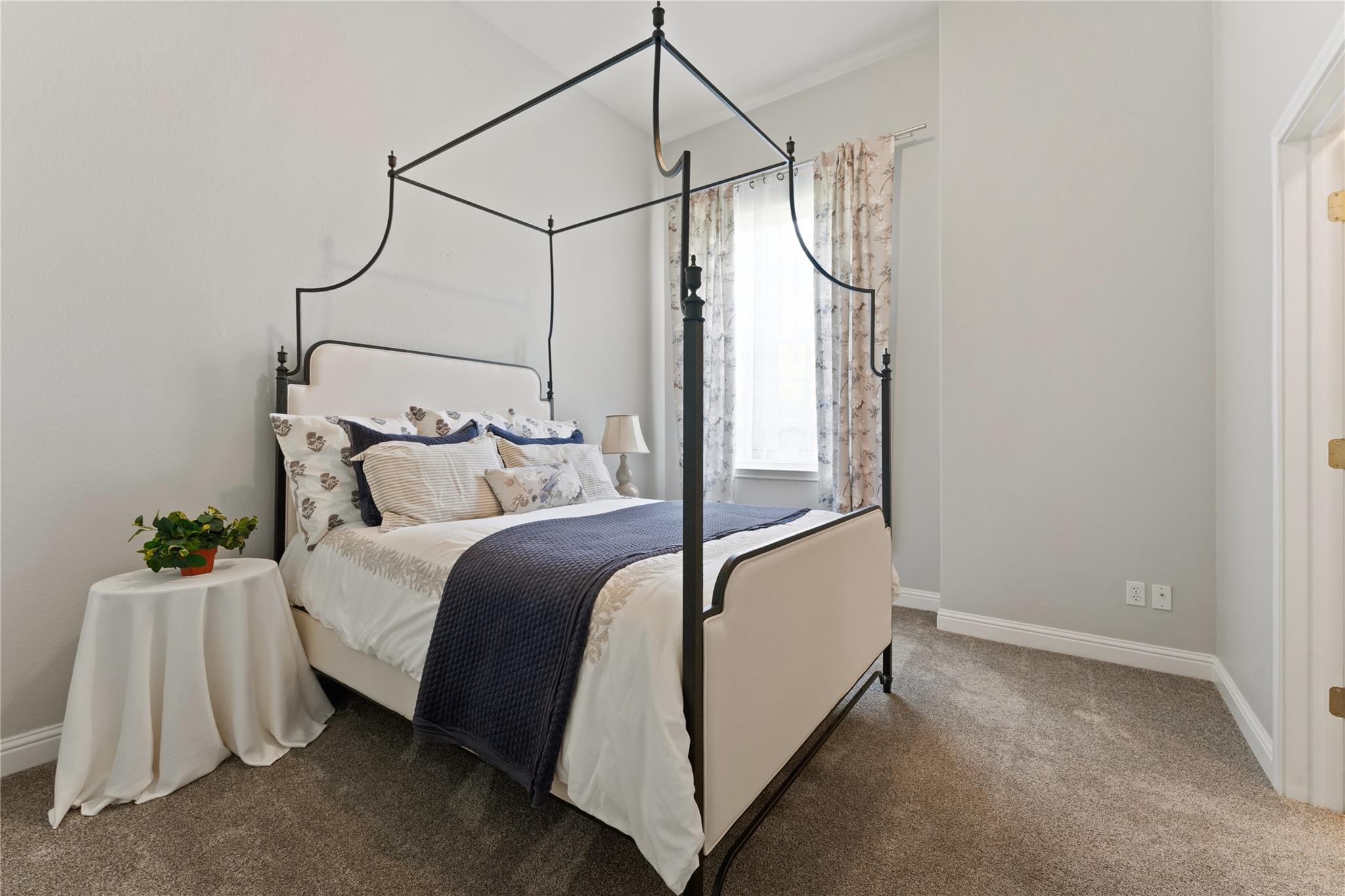 220 Mallet Ct, Austin, TX 78737