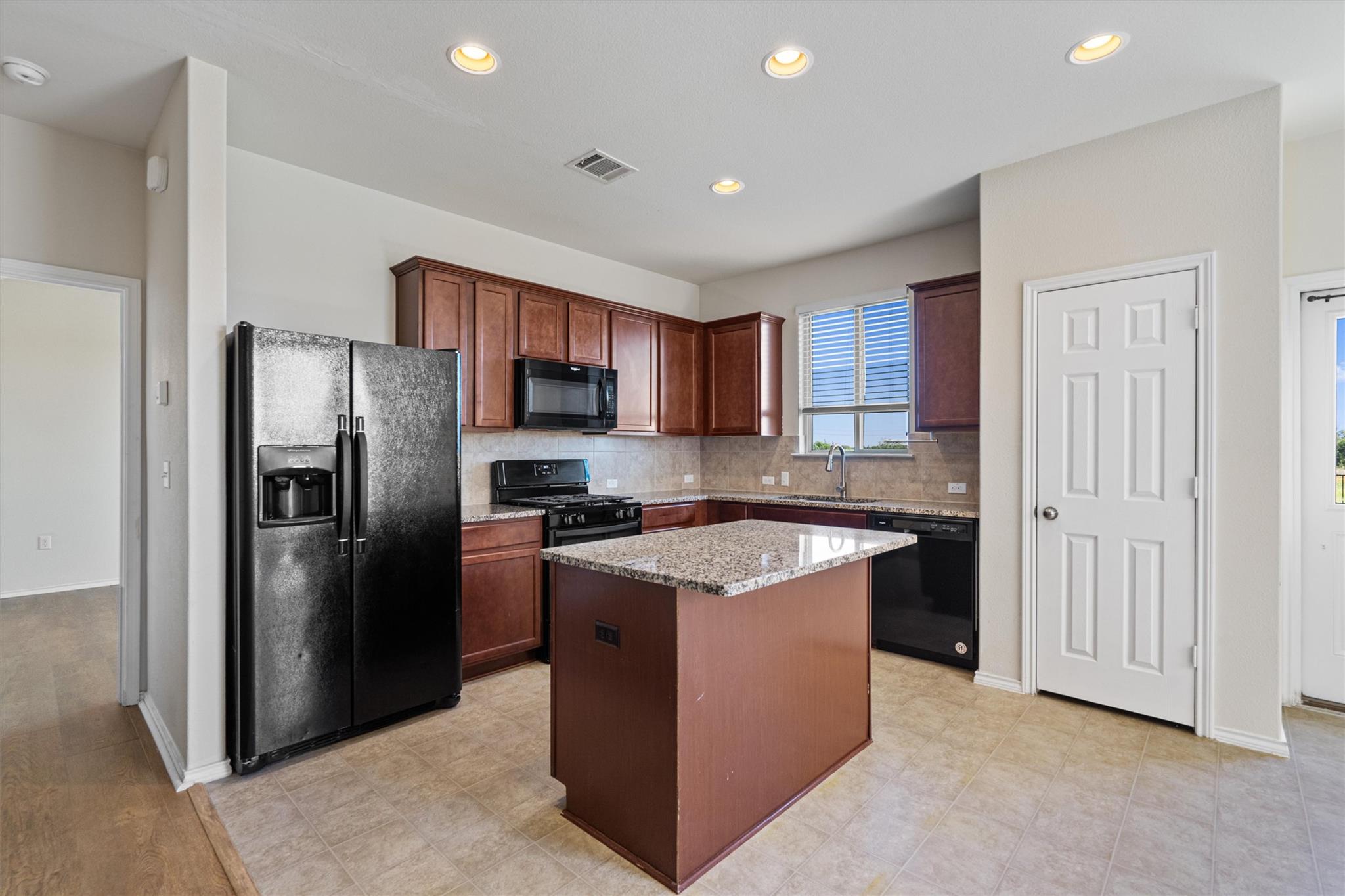 146 Russet Trl, Georgetown, TX 78628