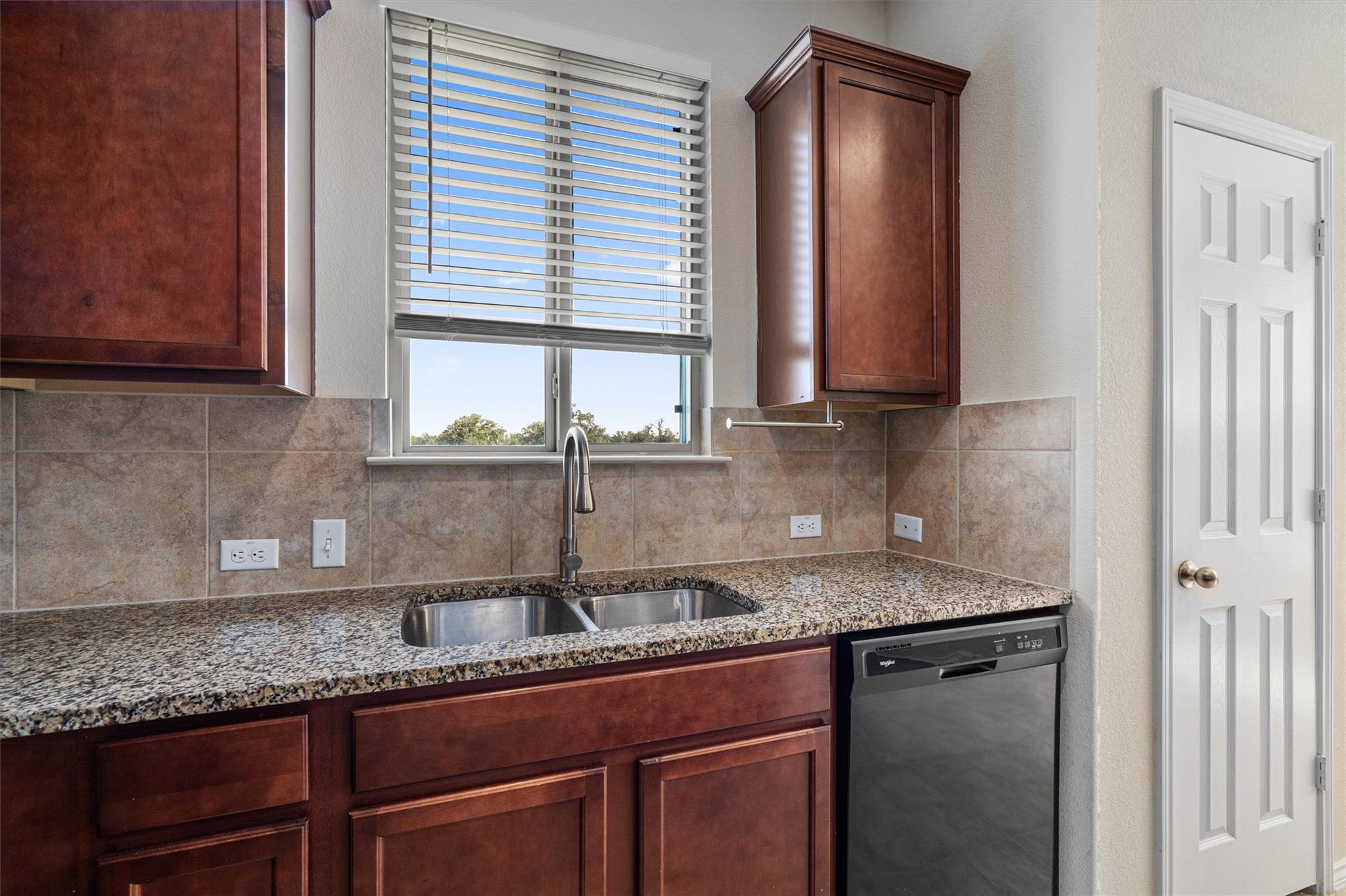 146 Russet Trl, Georgetown, TX 78628