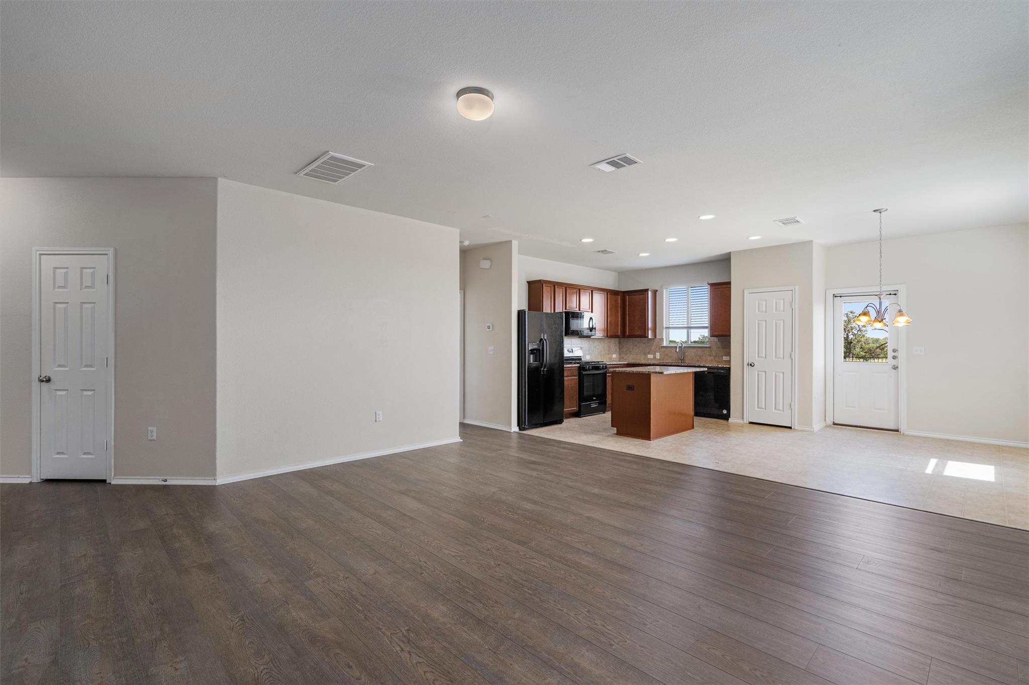 146 Russet Trl, Georgetown, TX 78628