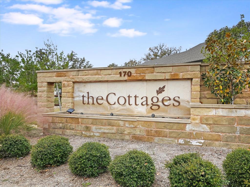 170 Bunker Ranch Blvd # 16, Dripping Springs, TX 78620