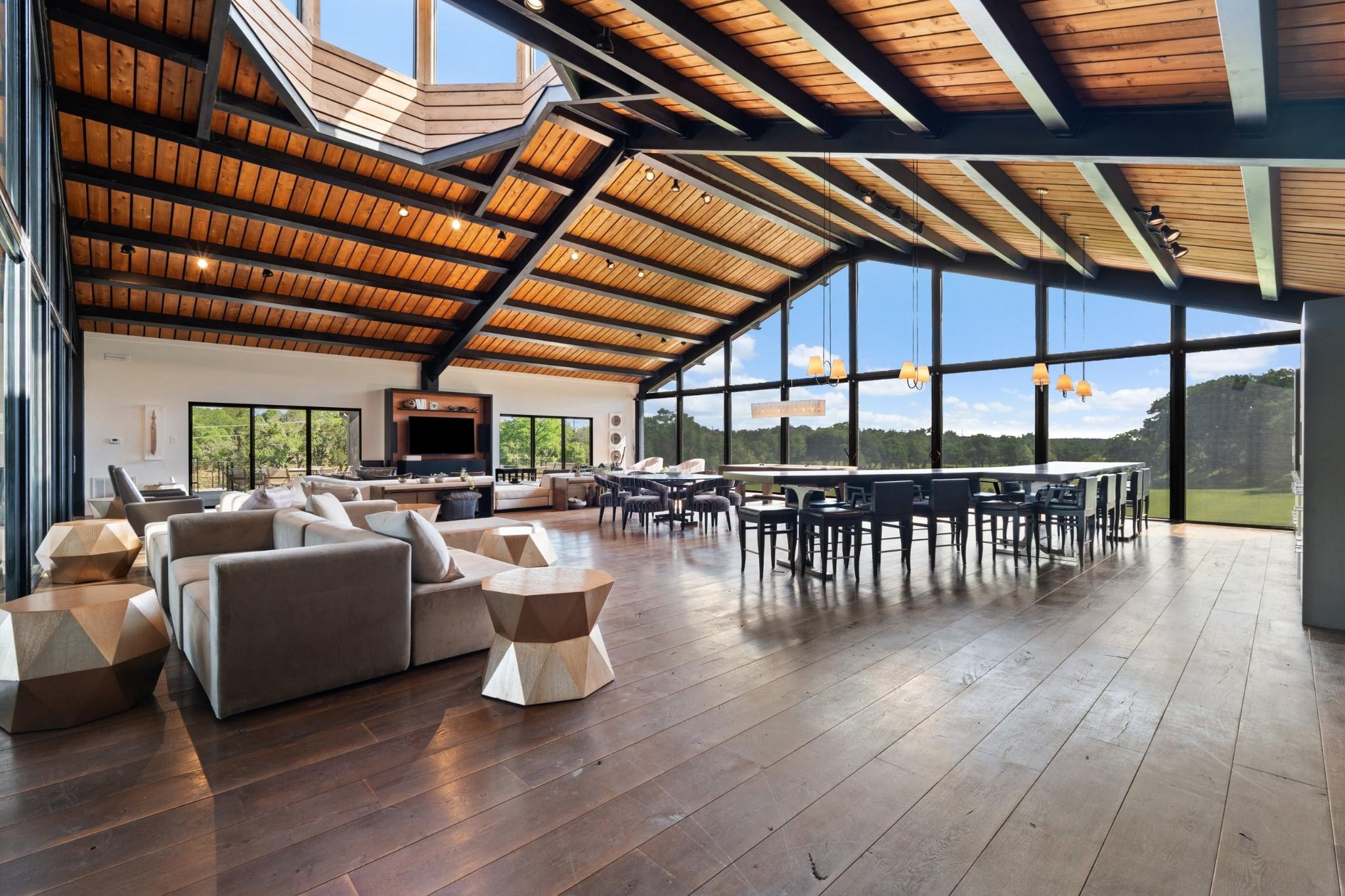 5055 Wayside Dr, Wimberley, TX 78676