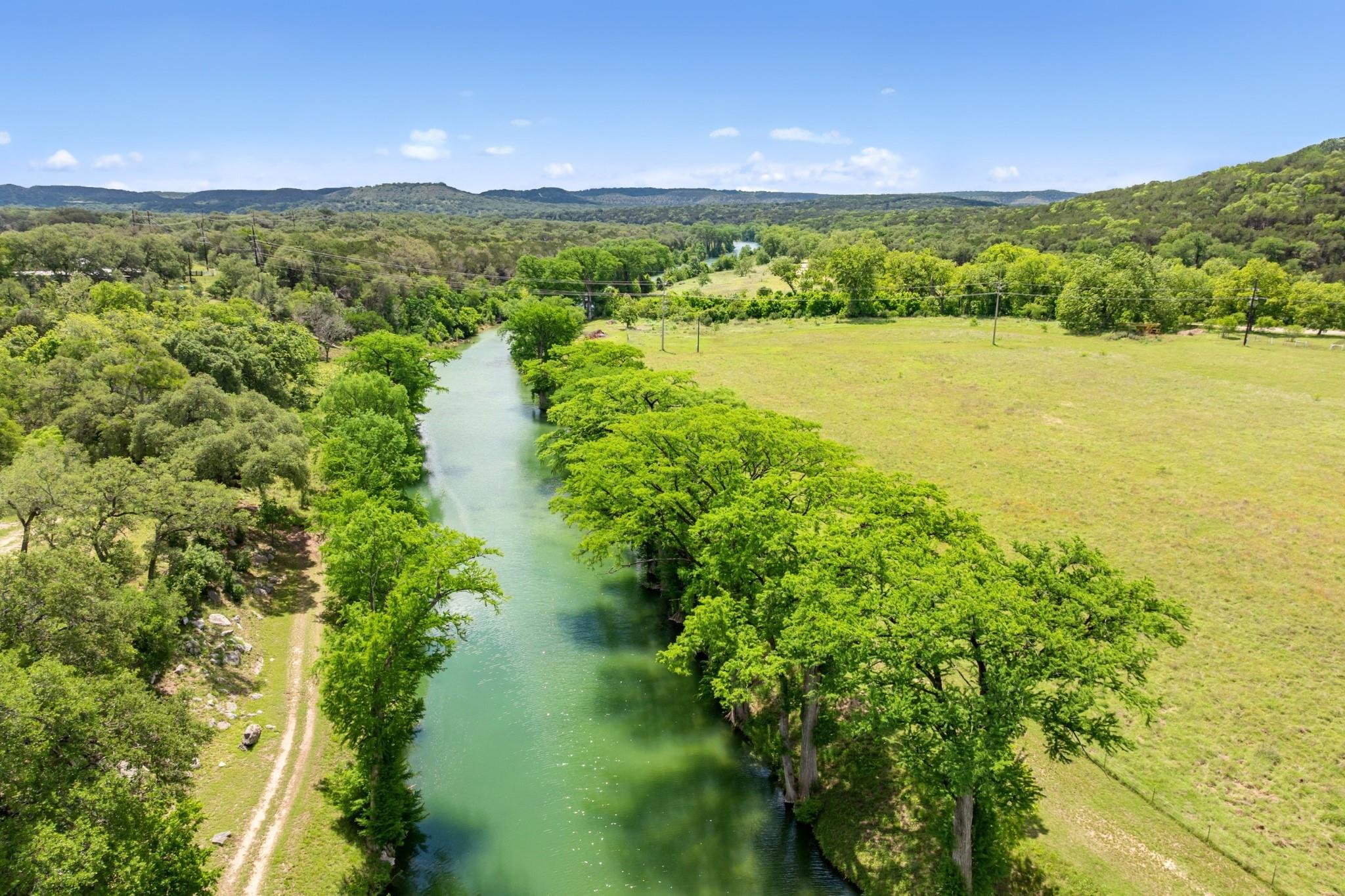 5055 Wayside Dr, Wimberley, TX 78676