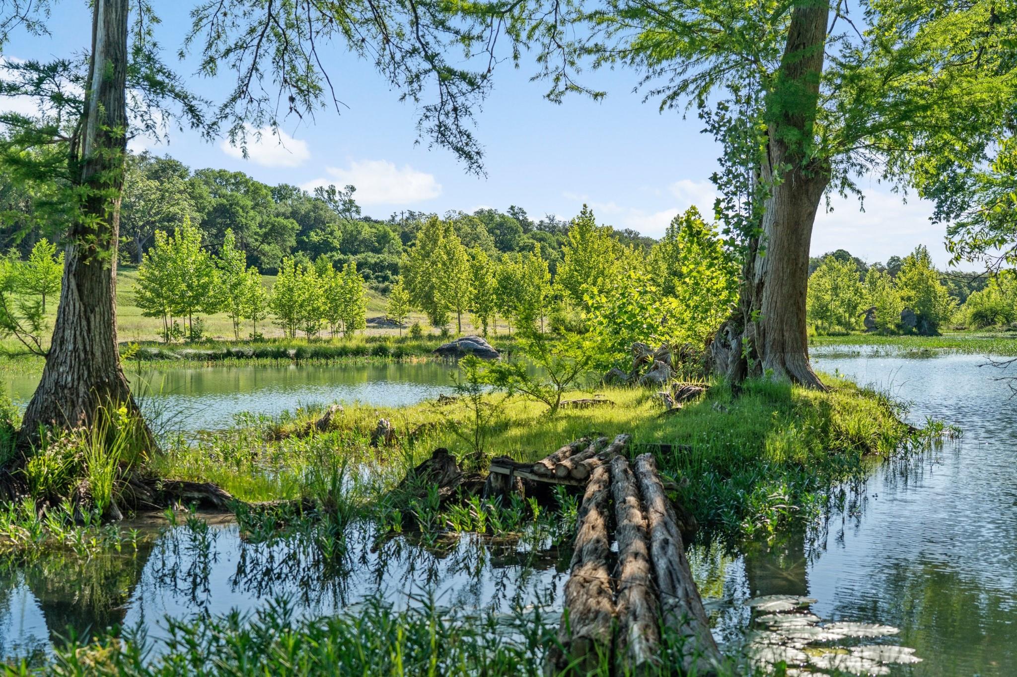 5055 Wayside Dr, Wimberley, TX 78676