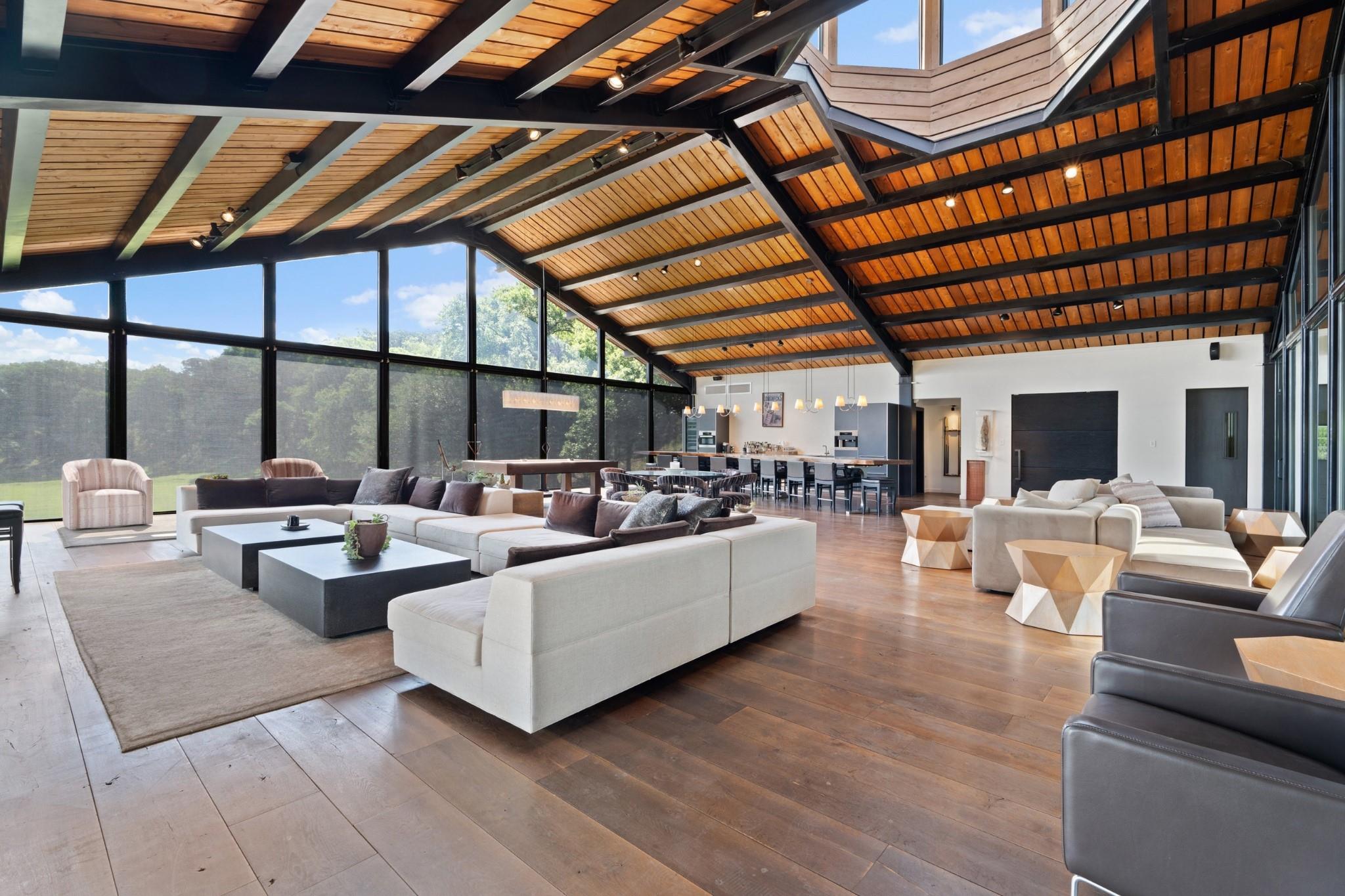 5055 Wayside Dr, Wimberley, TX 78676