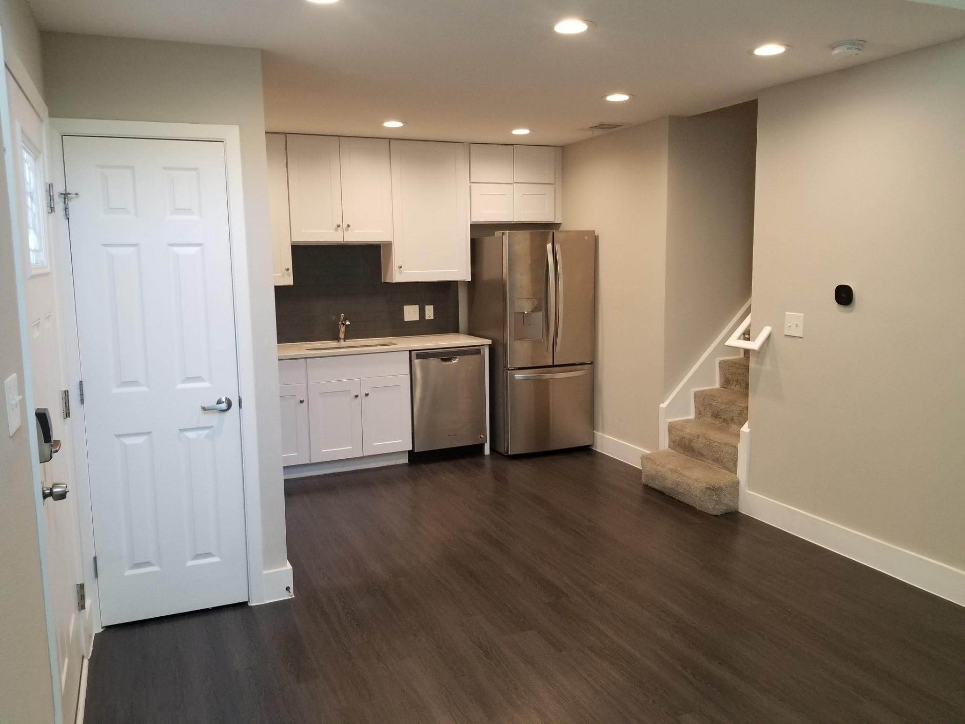 935 La Posada Dr # 232, Austin, TX 78752