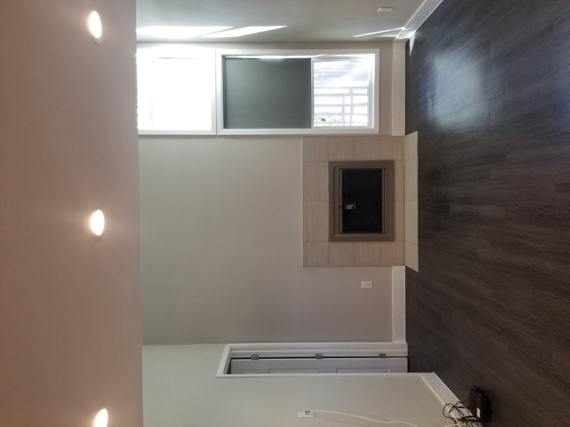 935 La Posada Dr # 232, Austin, TX 78752