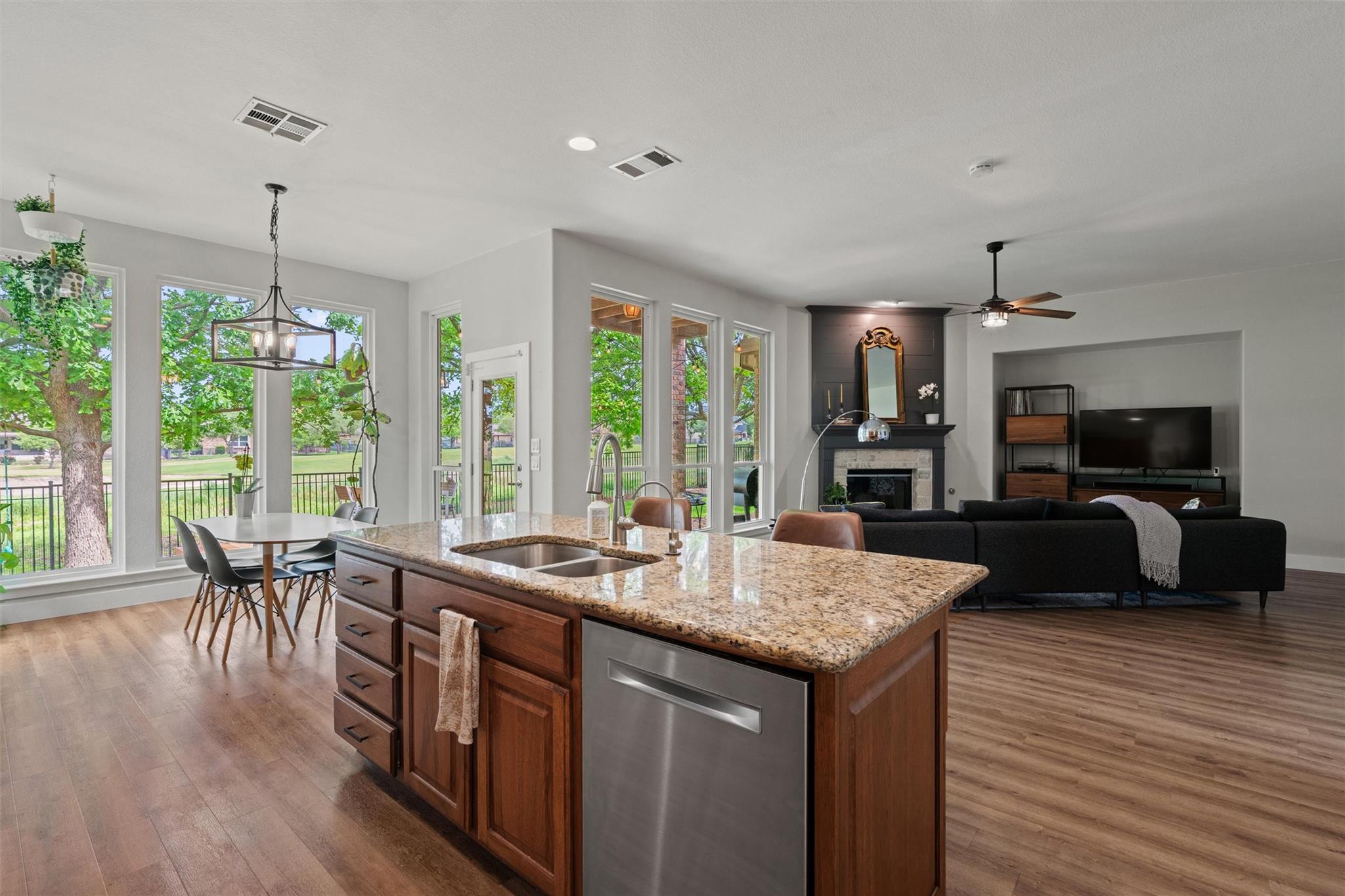 1308 Hillridge Dr, Round Rock, TX 78665