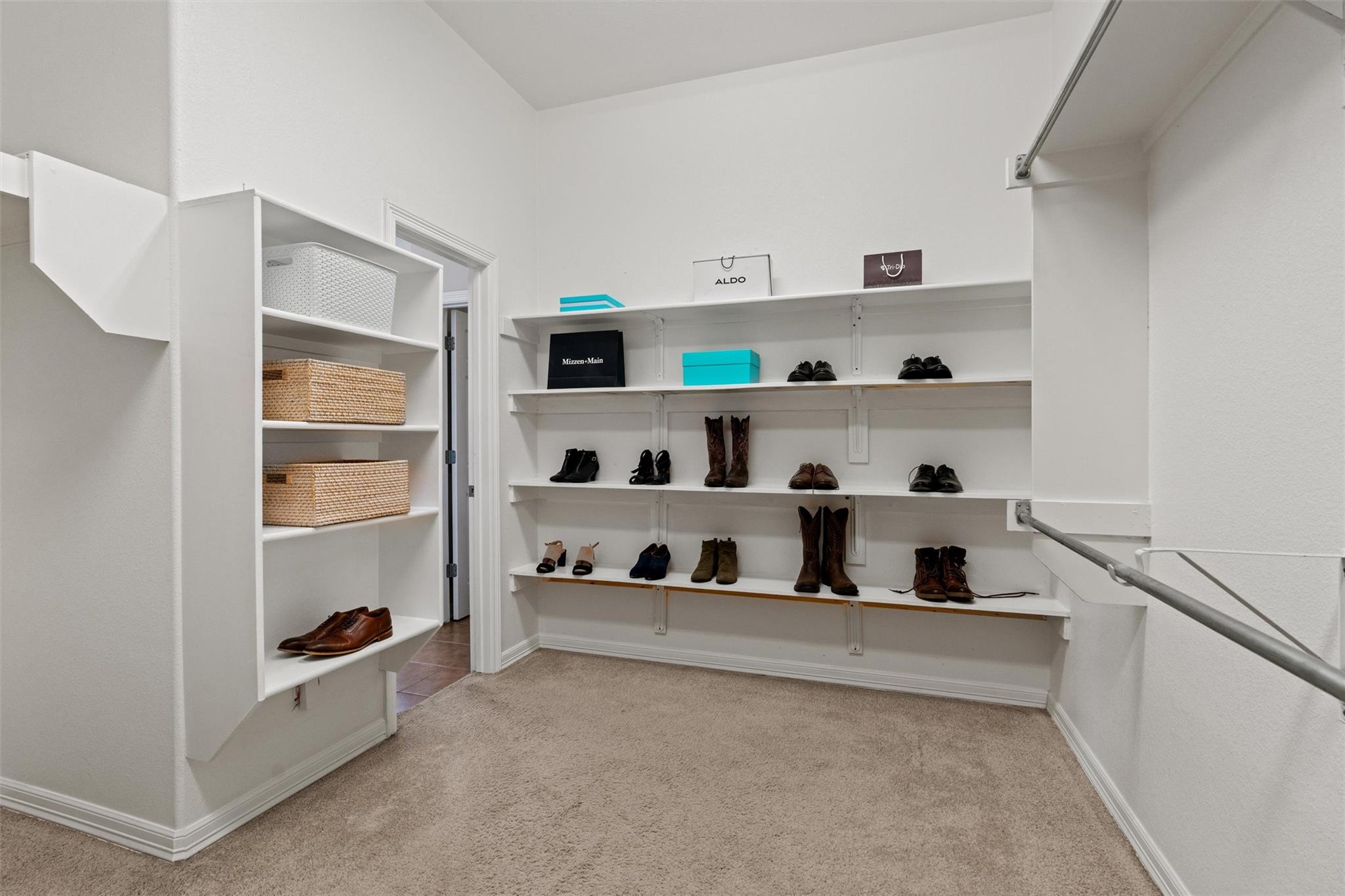 1308 Hillridge Dr, Round Rock, TX 78665