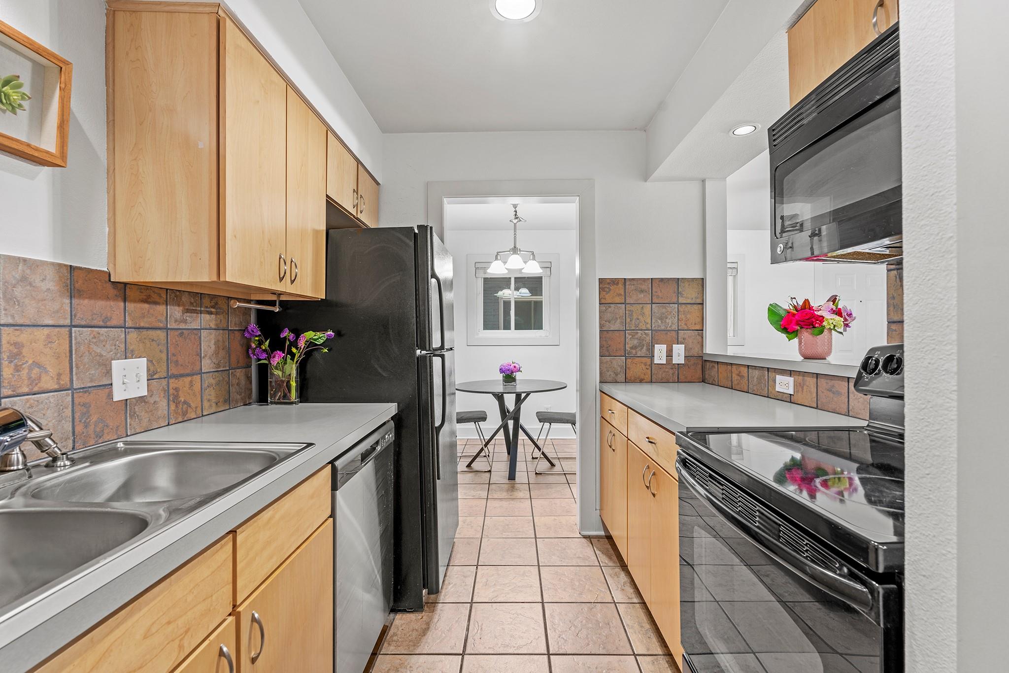 3815 Guadalupe St # 112, Austin, TX 78751