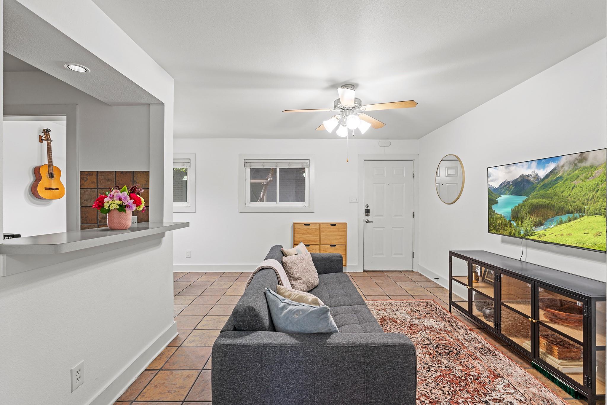 3815 Guadalupe St # 112, Austin, TX 78751