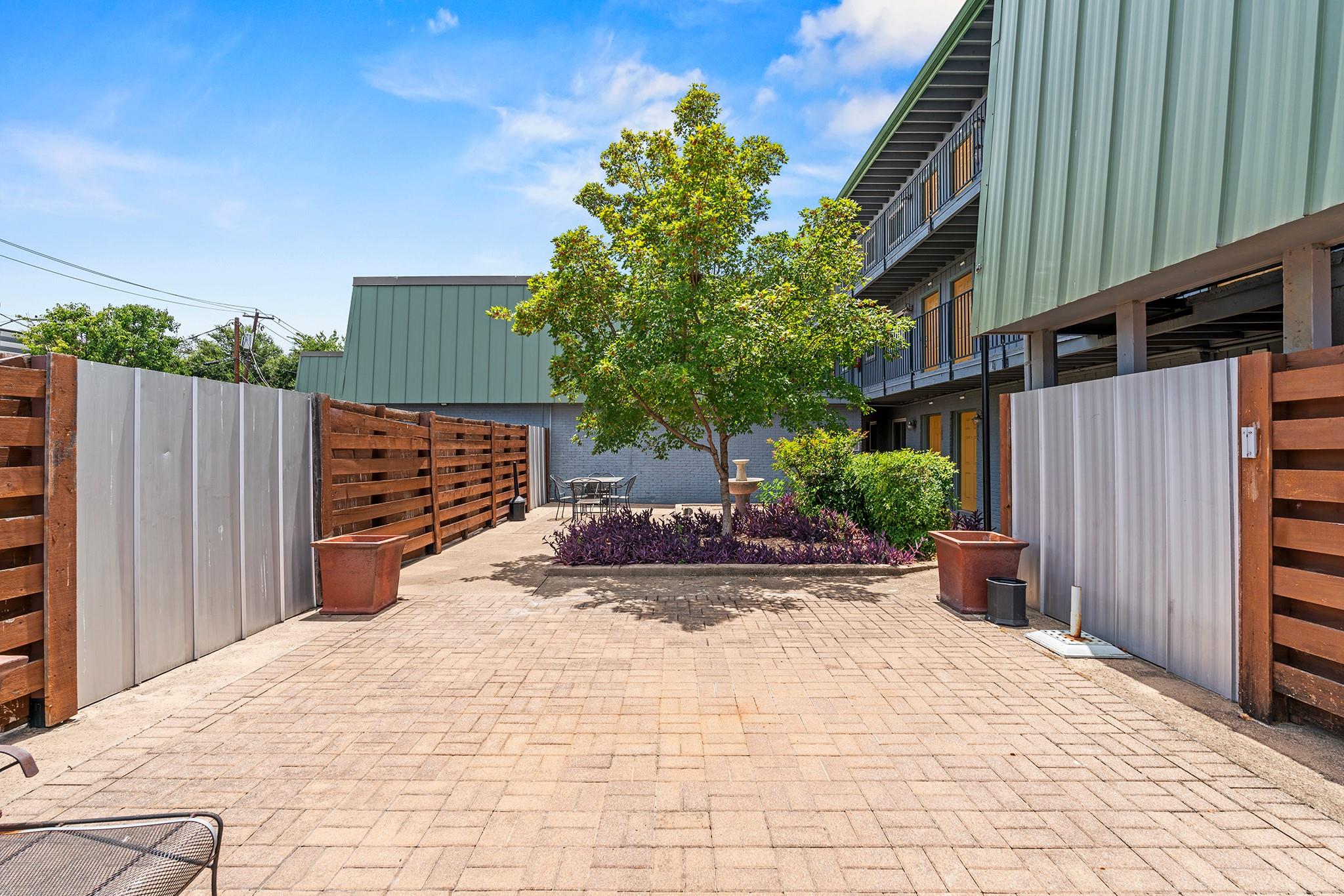 3815 Guadalupe St # 112, Austin, TX 78751