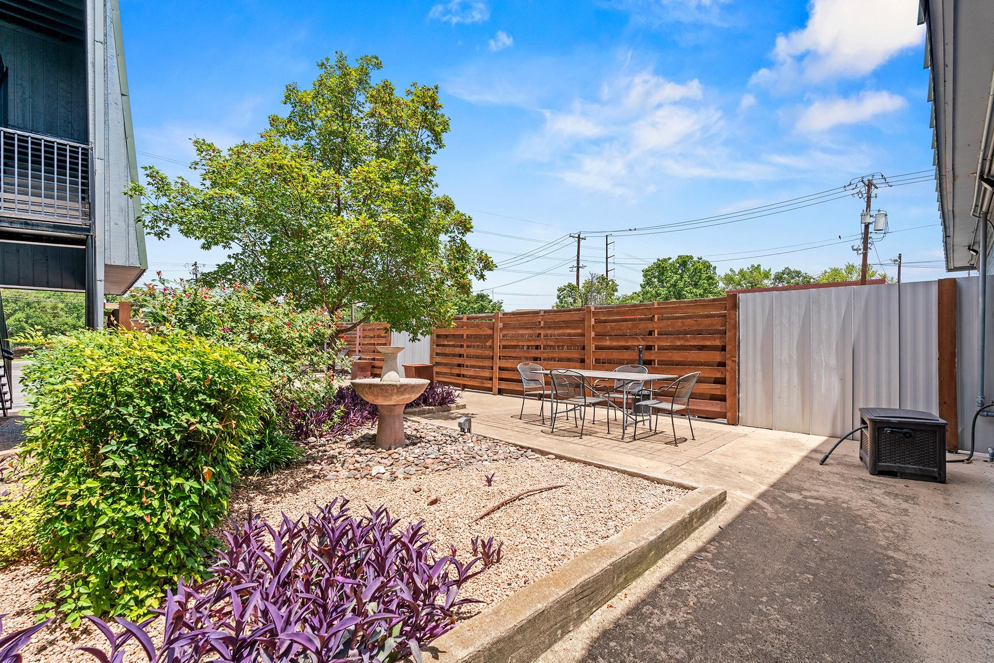 3815 Guadalupe St # 112, Austin, TX 78751