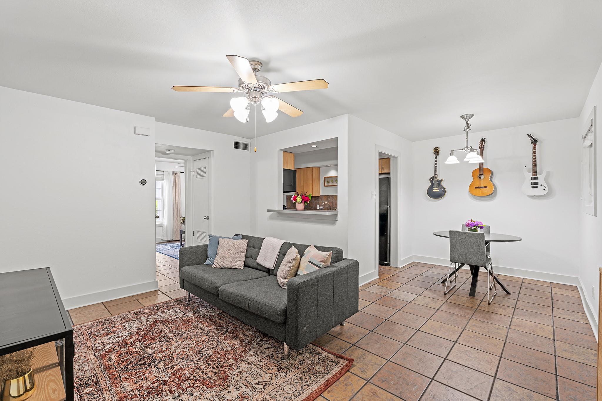 3815 Guadalupe St # 112, Austin, TX 78751