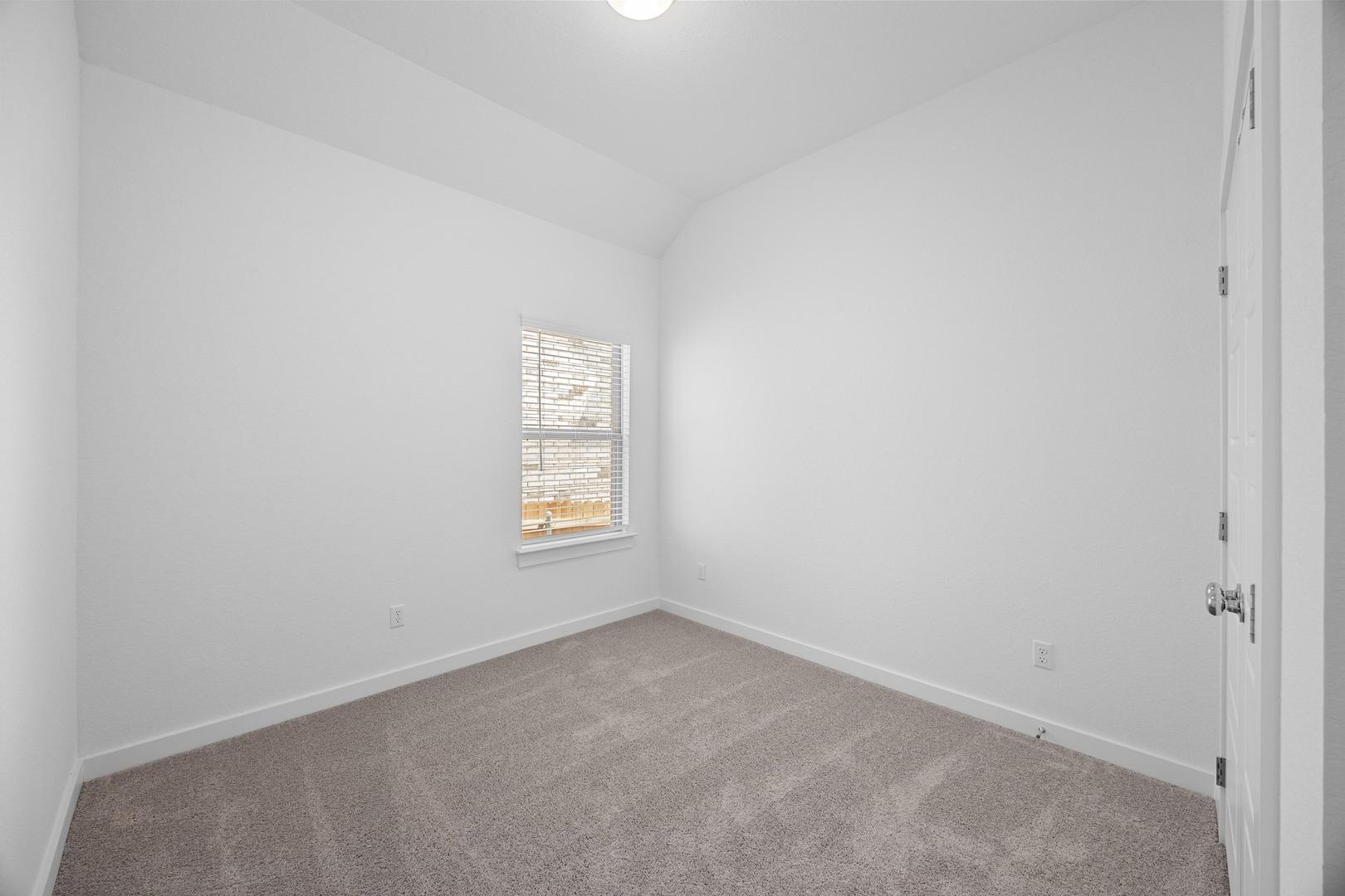 186 Hornet St, Elgin, TX 78621