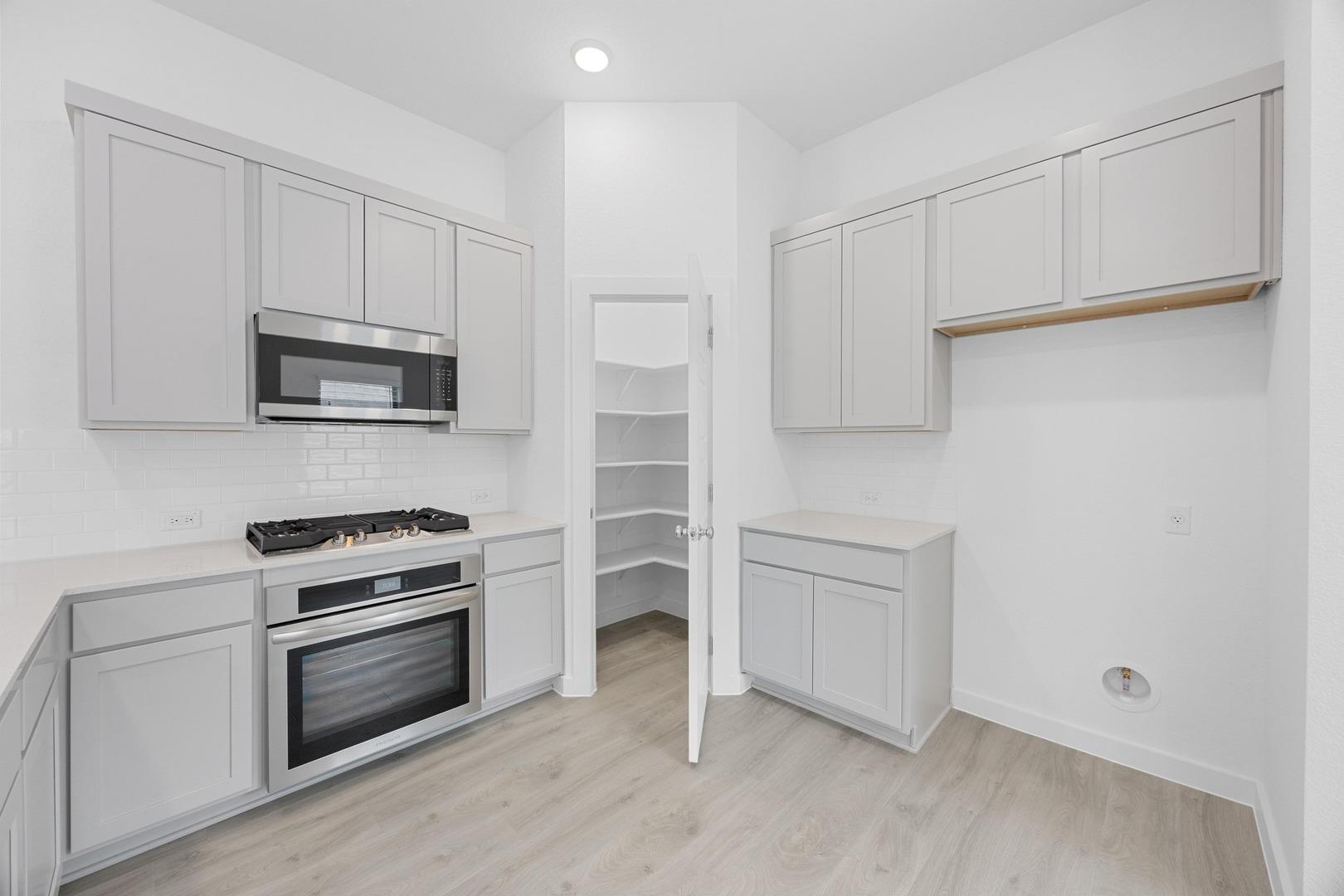 186 Hornet St, Elgin, TX 78621