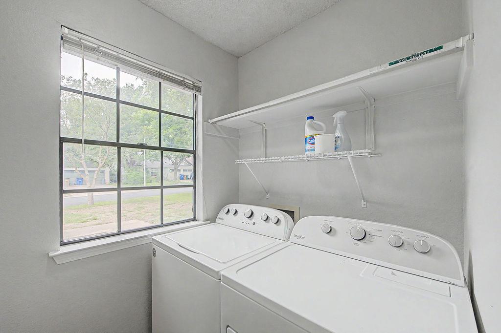8911 Romayne Ln, Austin, TX 78748