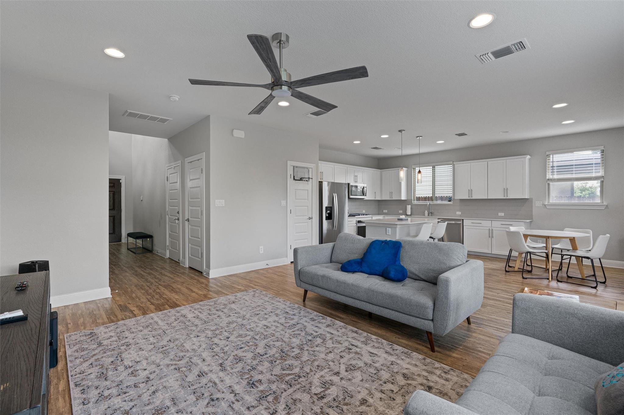 16008 Cessida St, Austin, TX 78728