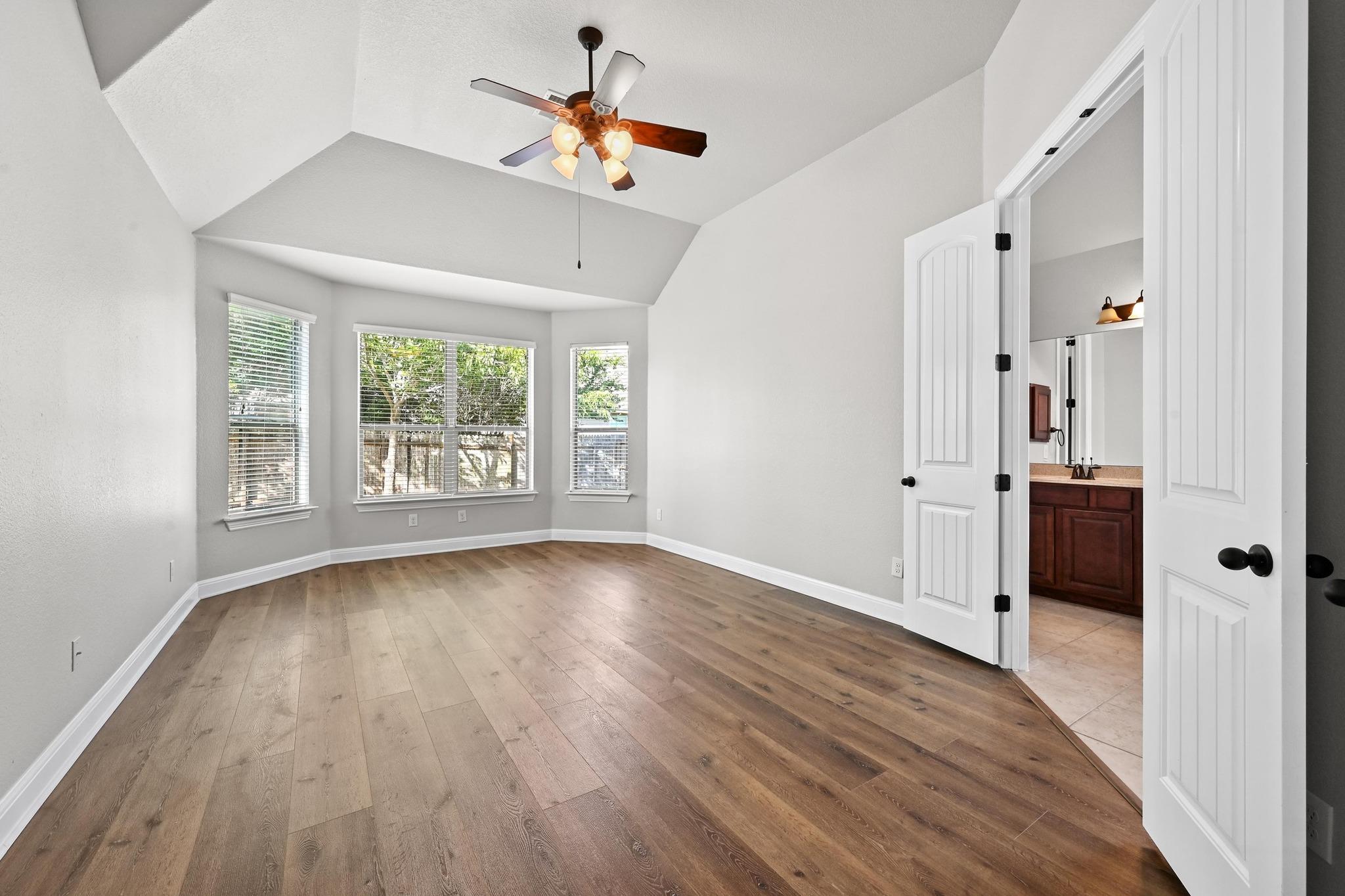 645 Clear Springs Holw, Buda, TX 78610