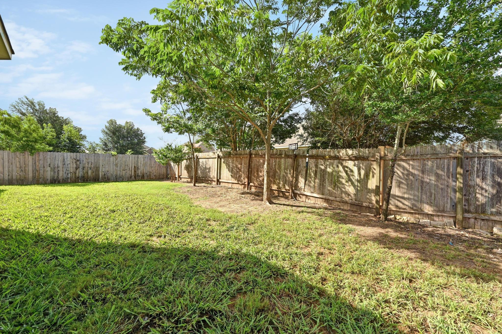 645 Clear Springs Holw, Buda, TX 78610