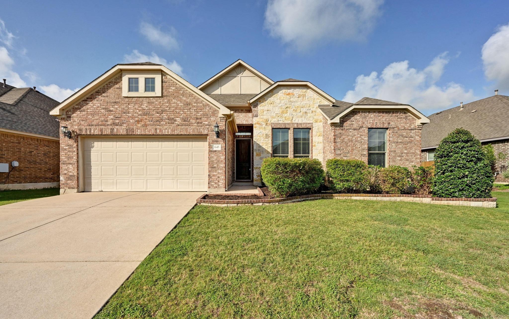 645 Clear Springs Holw, Buda, TX 78610