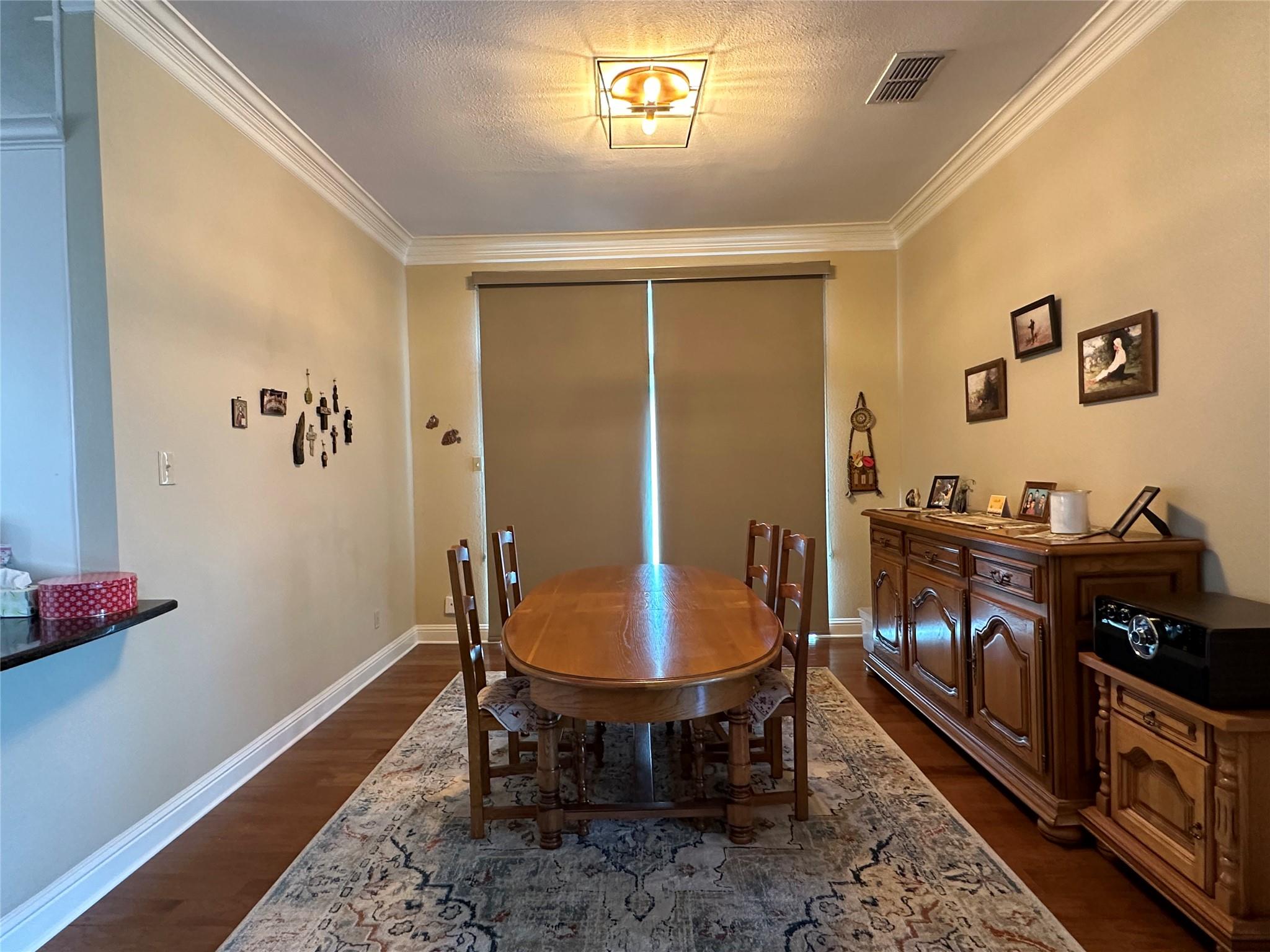 7406 Curly Leaf Cv, Austin, TX 78750