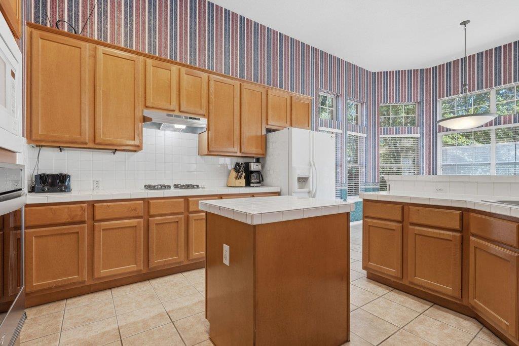 1606 Menteer Dr, Cedar Park, TX 78613