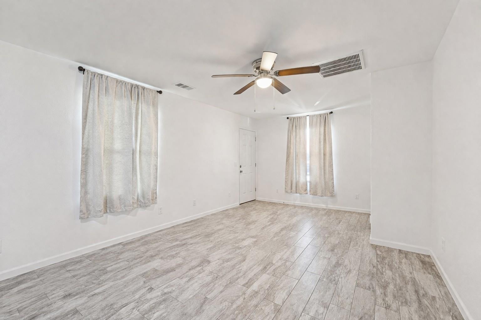 200 Monterrey St # A & B, Elgin, TX 78621