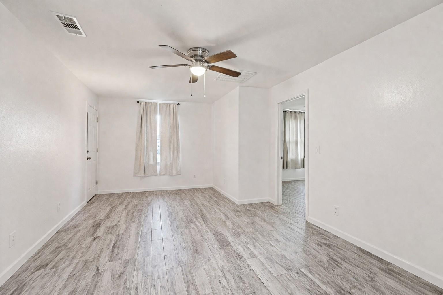 200 Monterrey St # A & B, Elgin, TX 78621